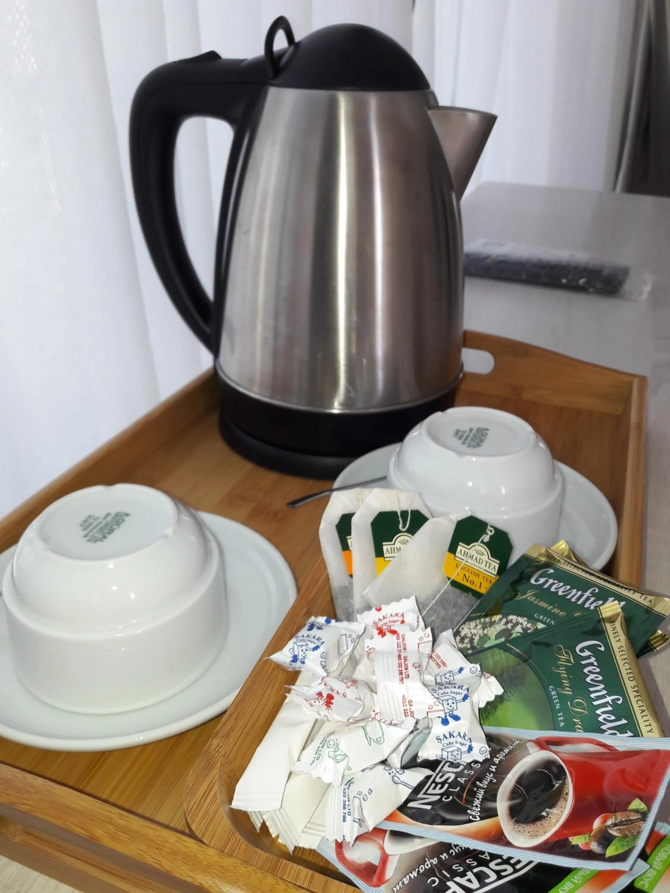 Coffee/tea facilities in Hotel Green Glass