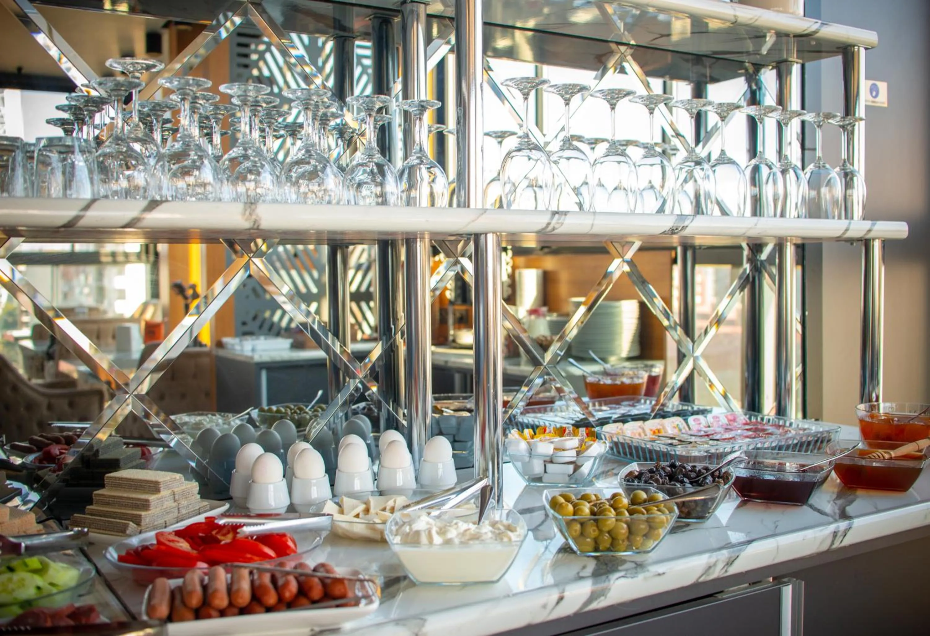 Food in Hotel Green Glass