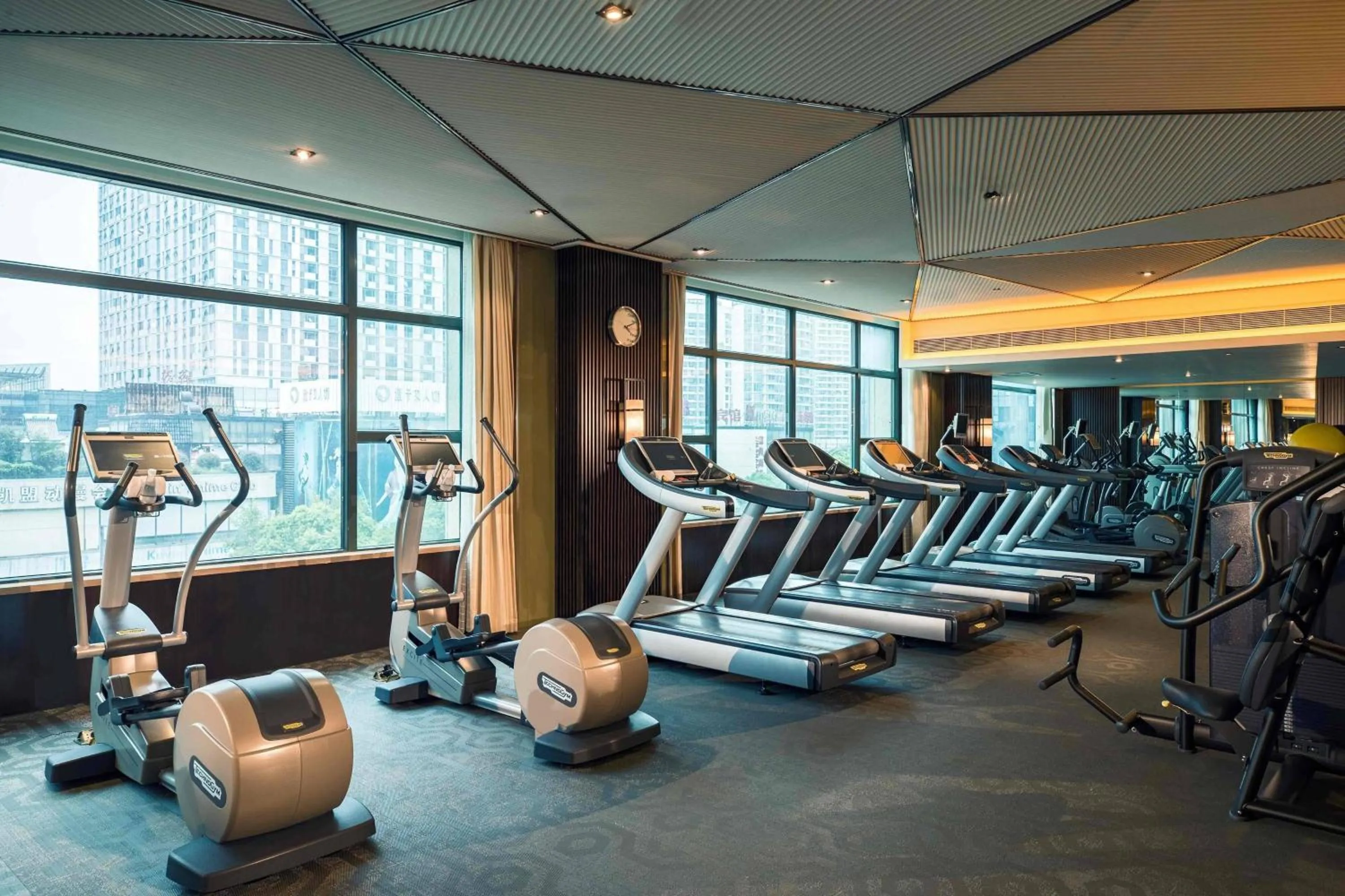 Fitness centre/facilities in Renaissance Suzhou Hotel
