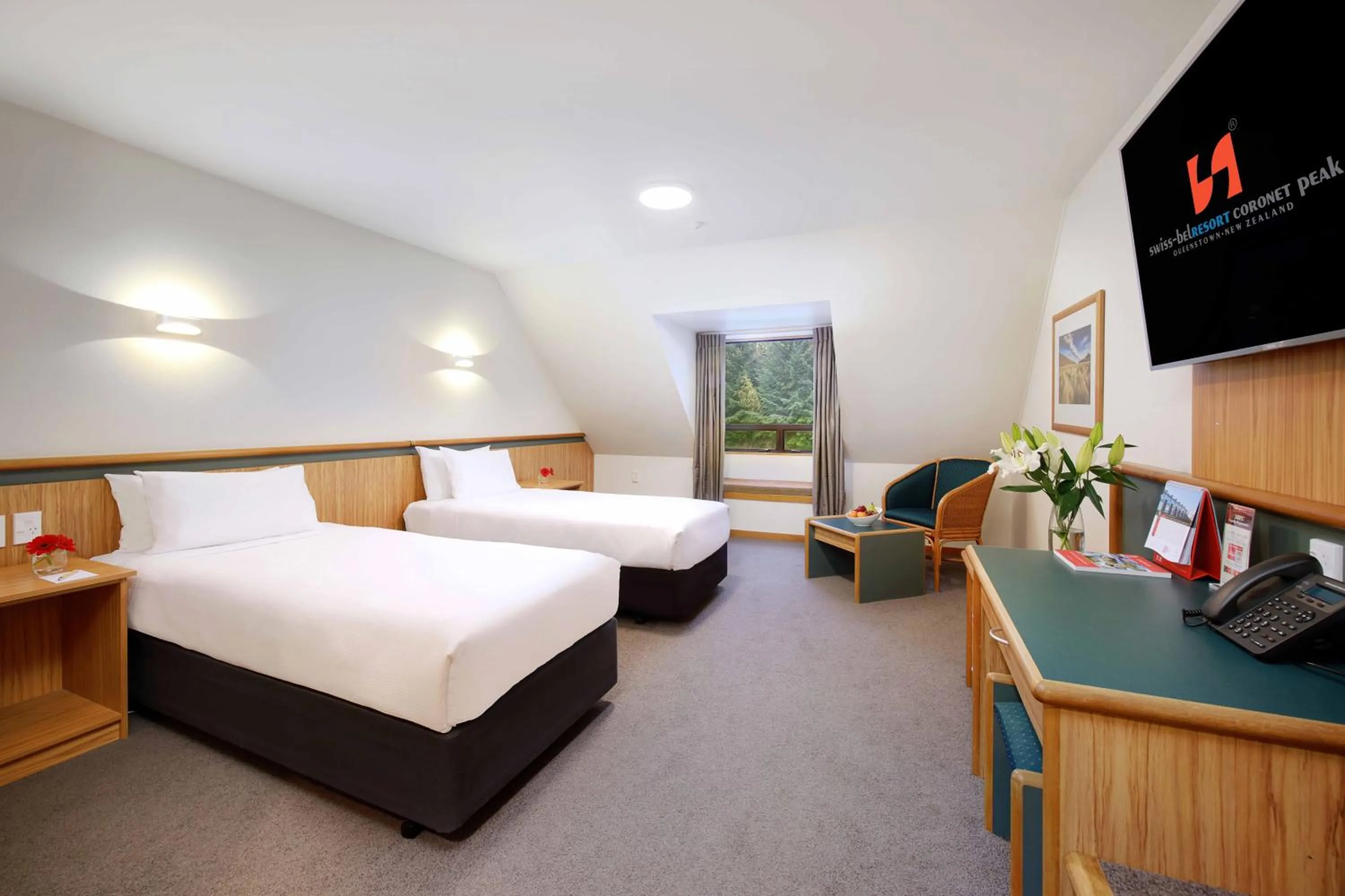 Bed in Swiss-Belresort Coronet Peak