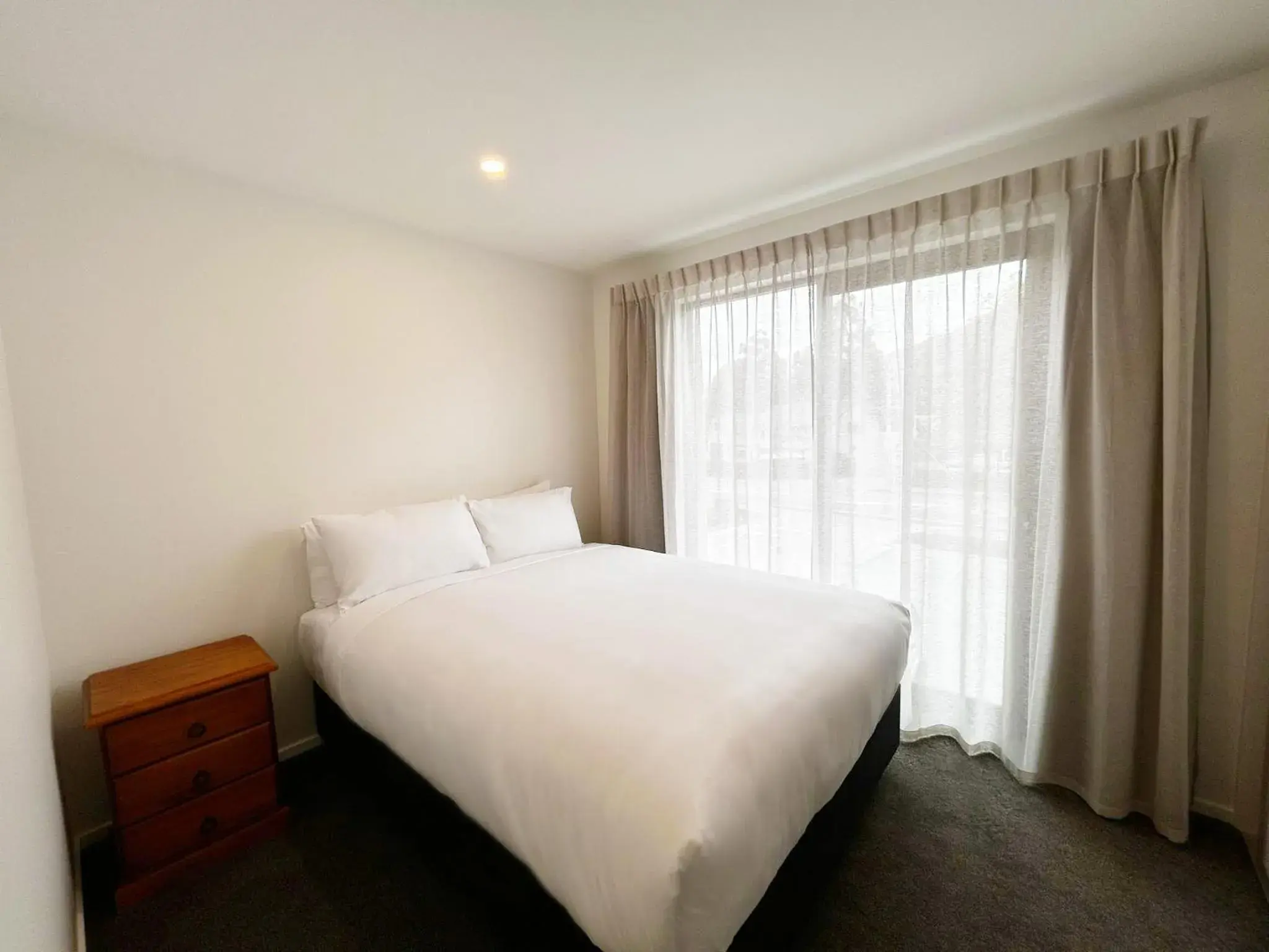 Bedroom, Bed in Swiss-Belresort Coronet Peak Bedroom, Bed in Swiss-Belresort Coronet Peak