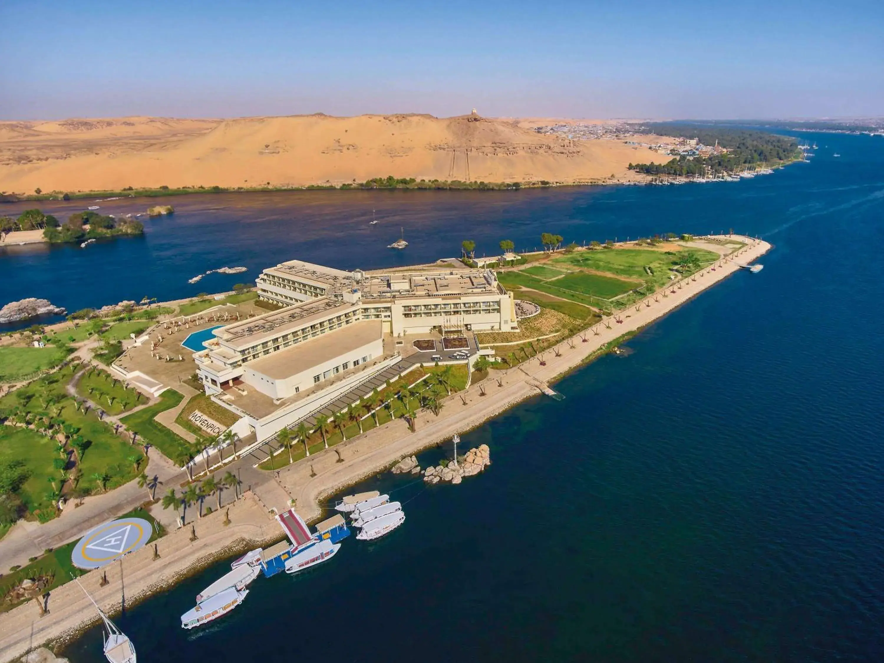 Property building in Mövenpick Resort Aswan Property building in Mövenpick Resort Aswan