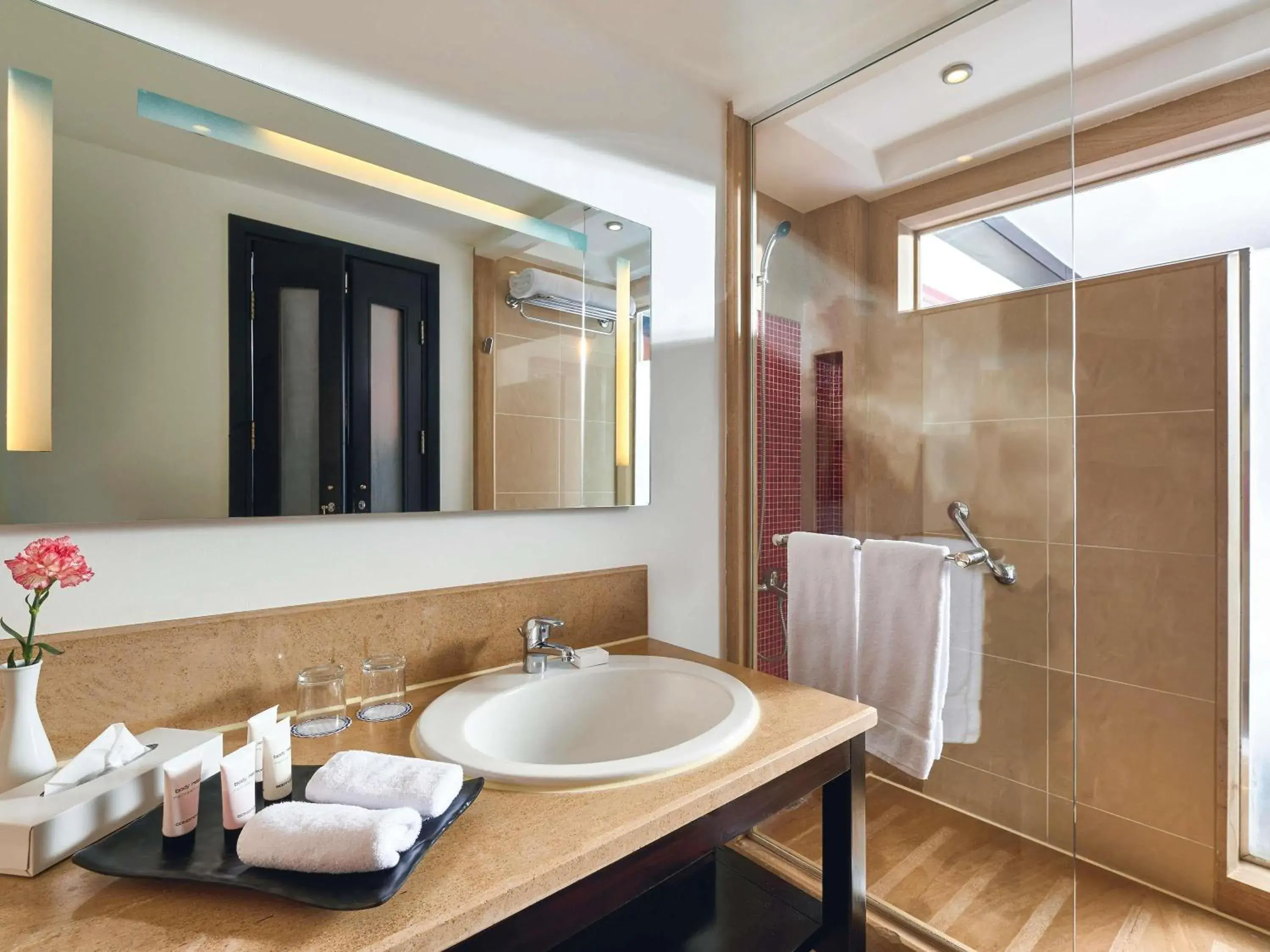 Deluxe Twin Room with Nile View - single occupancy in Mövenpick Resort Aswan Deluxe Twin Room with Nile View - single occupancy in Mövenpick Resort Aswan