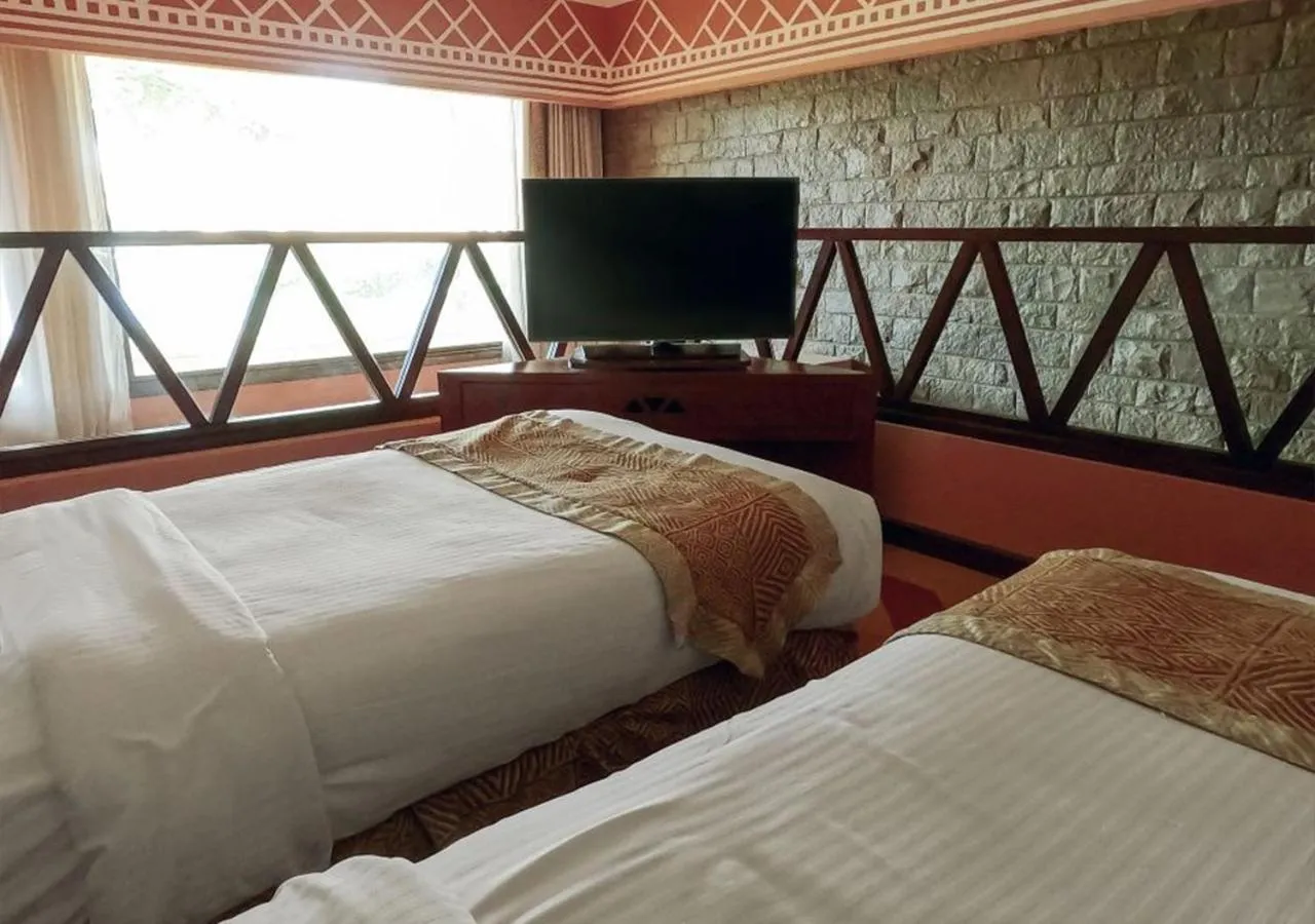 Bedroom, Bed in Mövenpick Resort Aswan