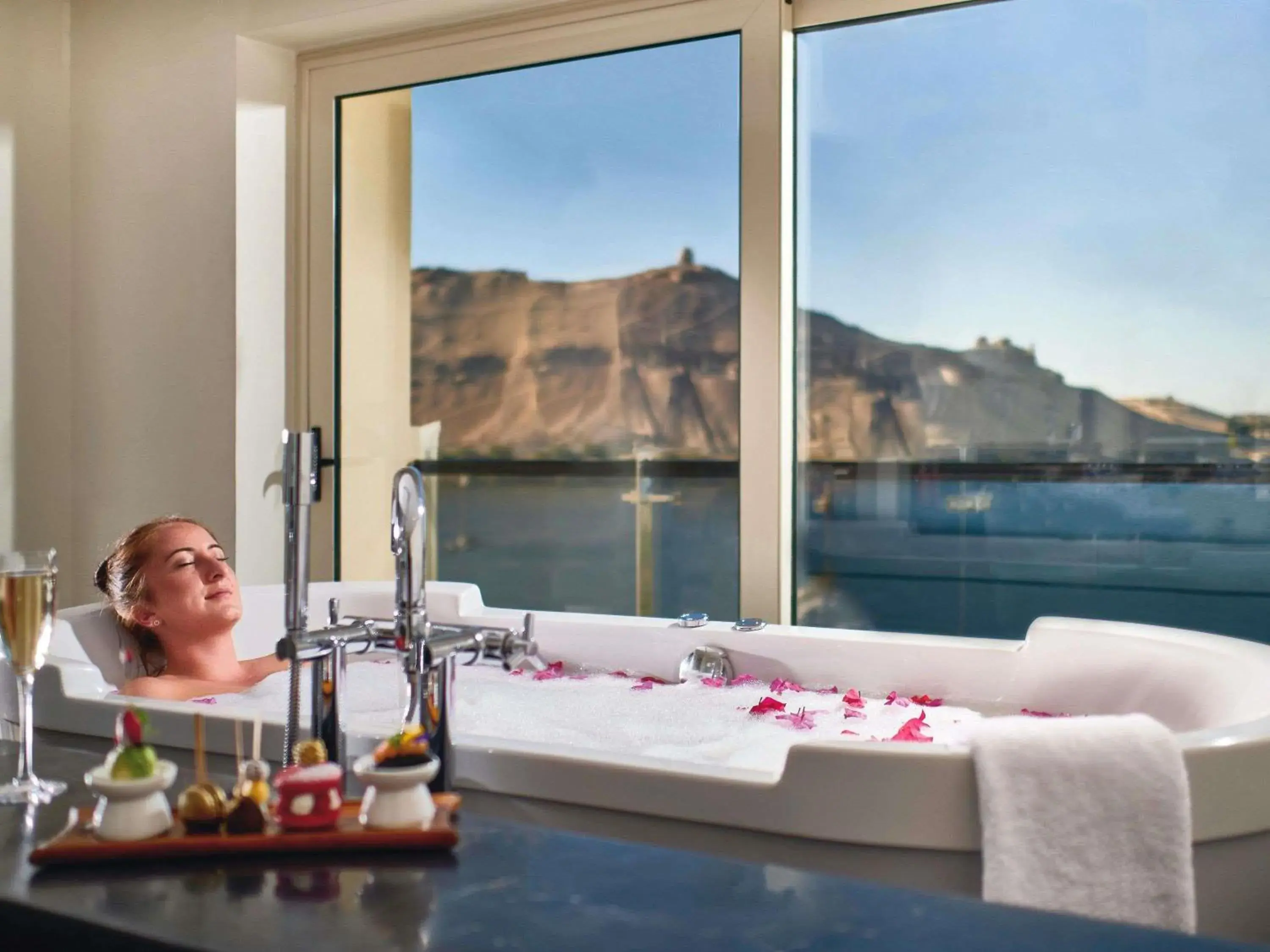 Bedroom in Mövenpick Resort Aswan Bedroom in Mövenpick Resort Aswan