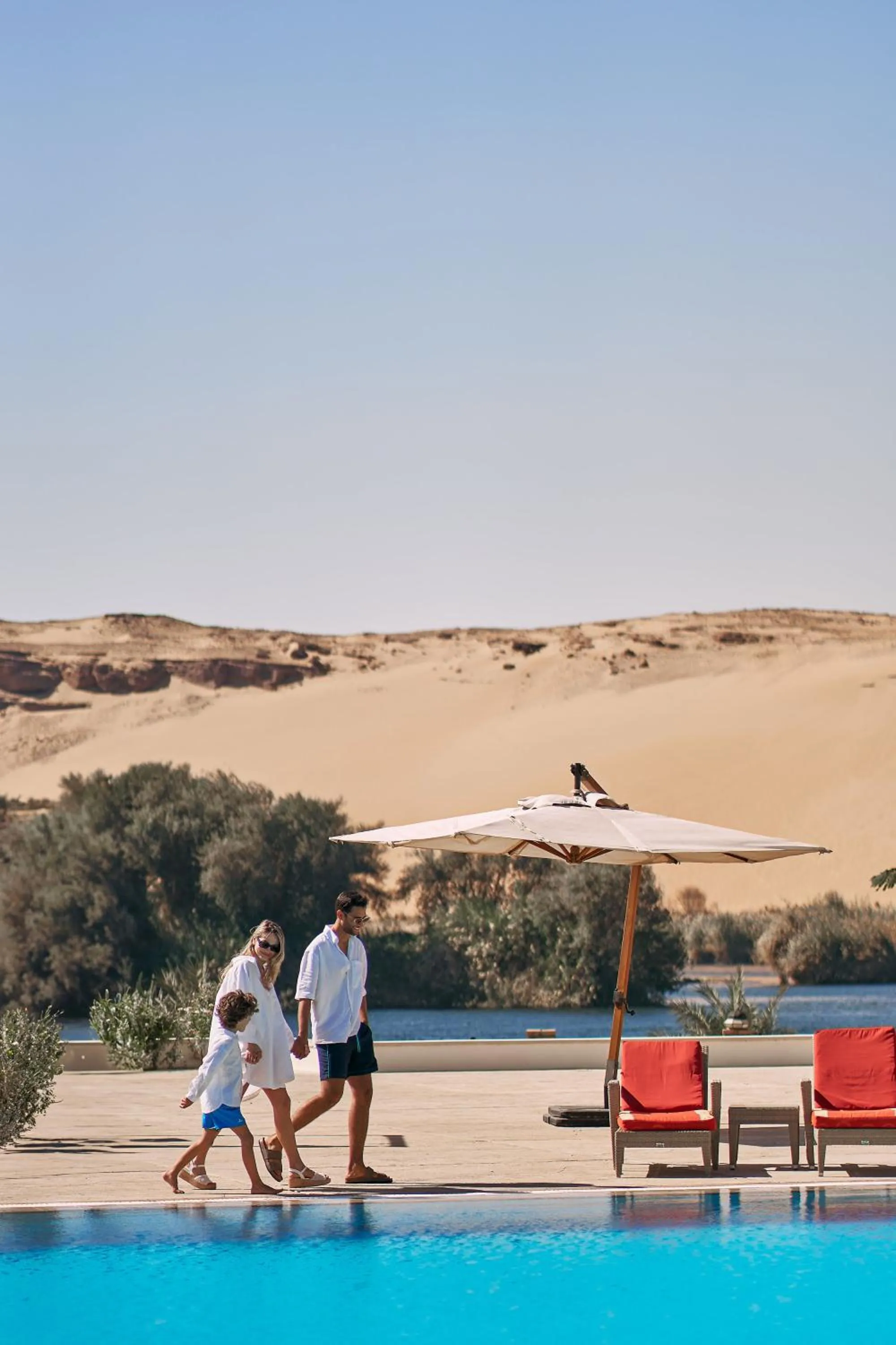 Swimming pool in Mövenpick Resort Aswan