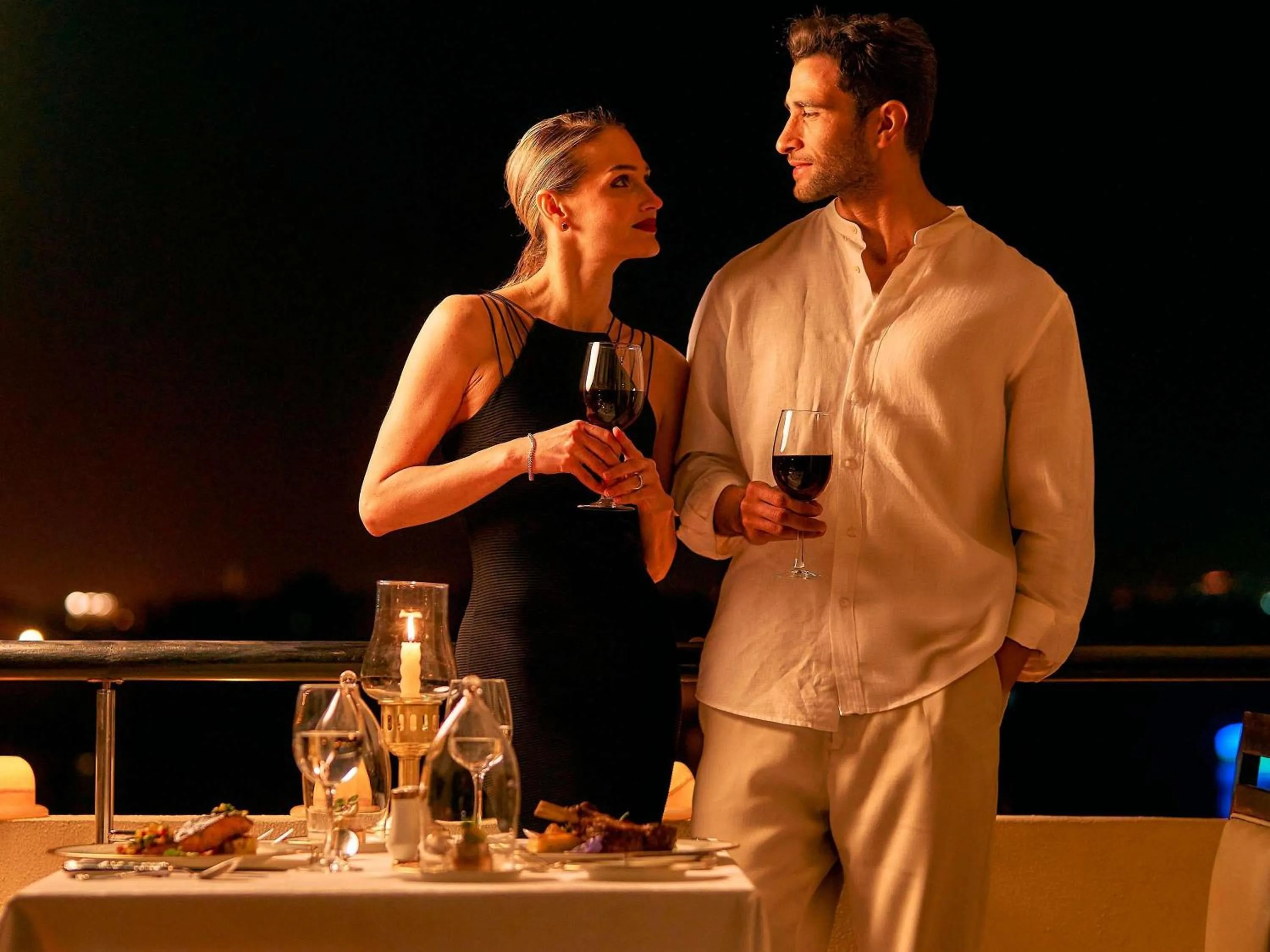 Restaurant/places to eat in Mövenpick Resort Aswan