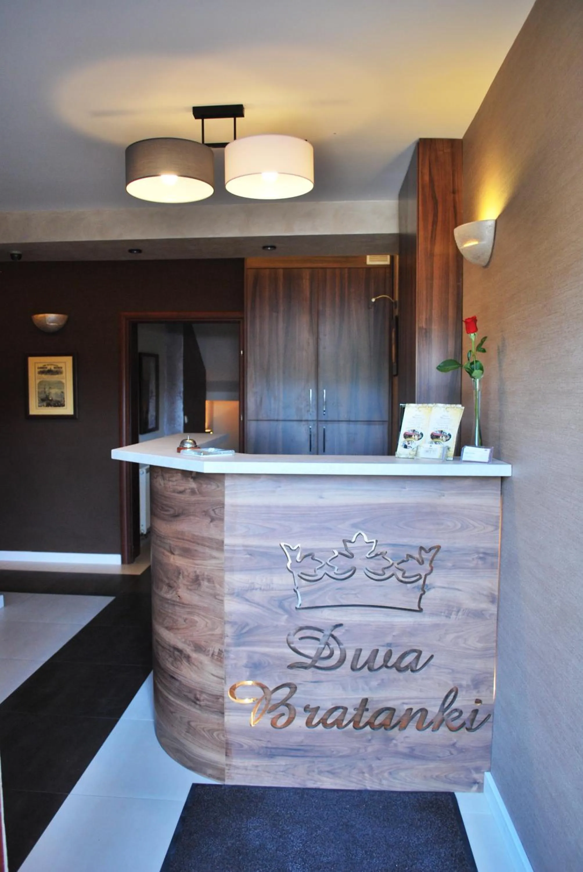 Area and facilities in Dwa Bratanki