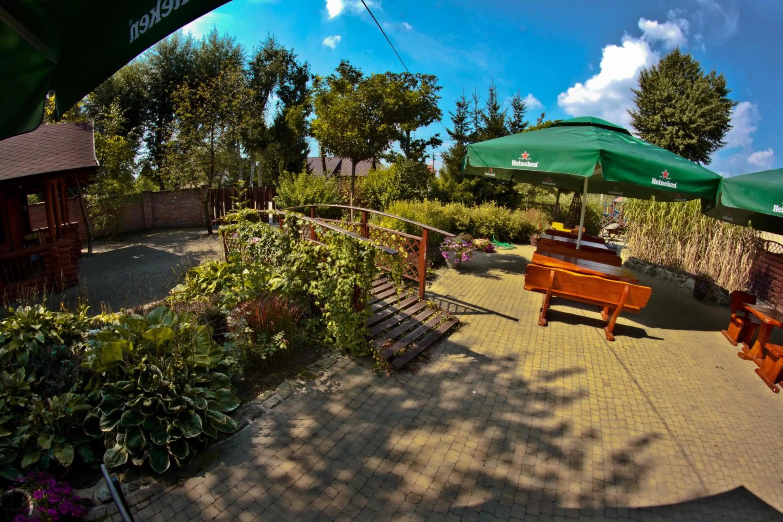 Restaurant/places to eat in Dwa Bratanki