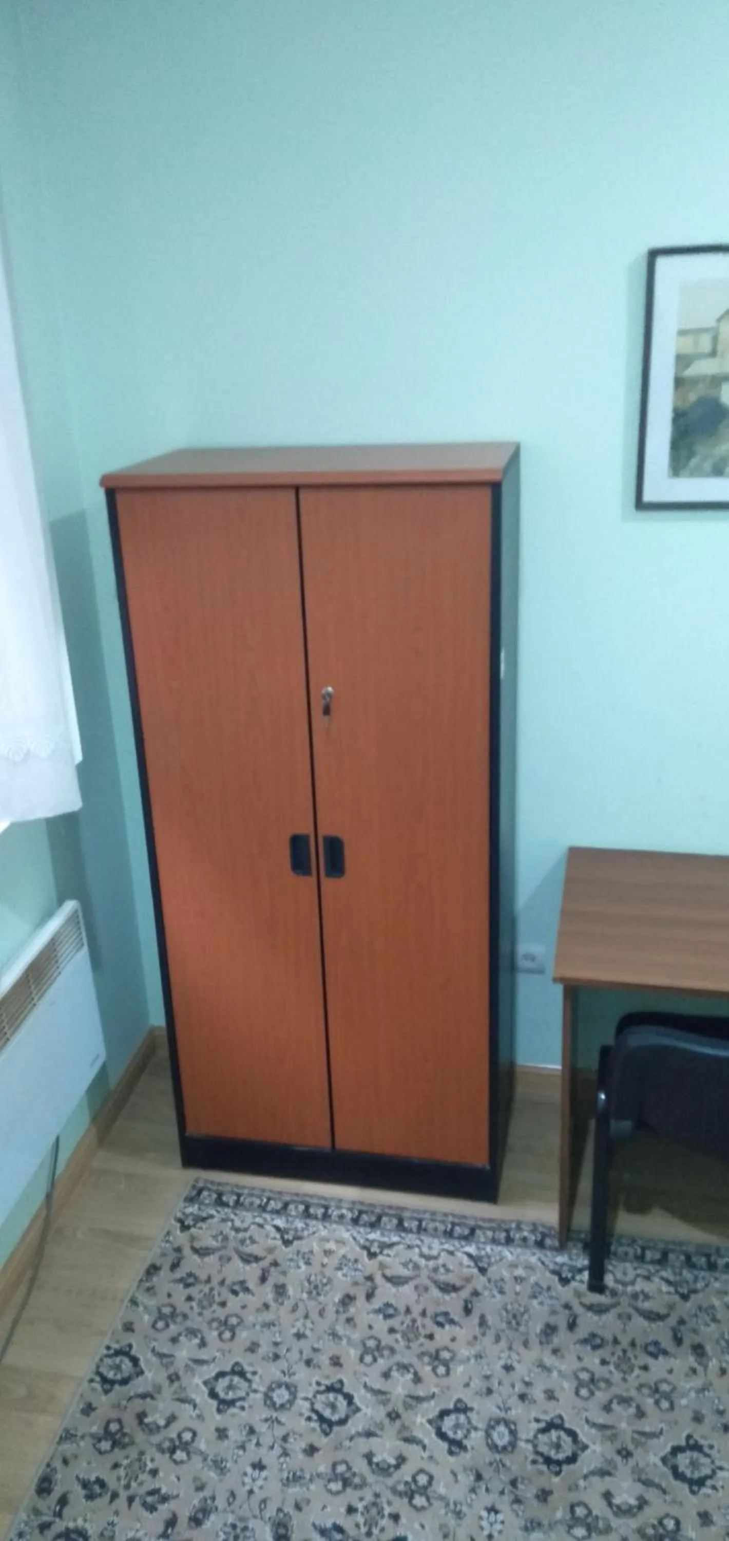 wardrobe in Komitas Avenue Guest House