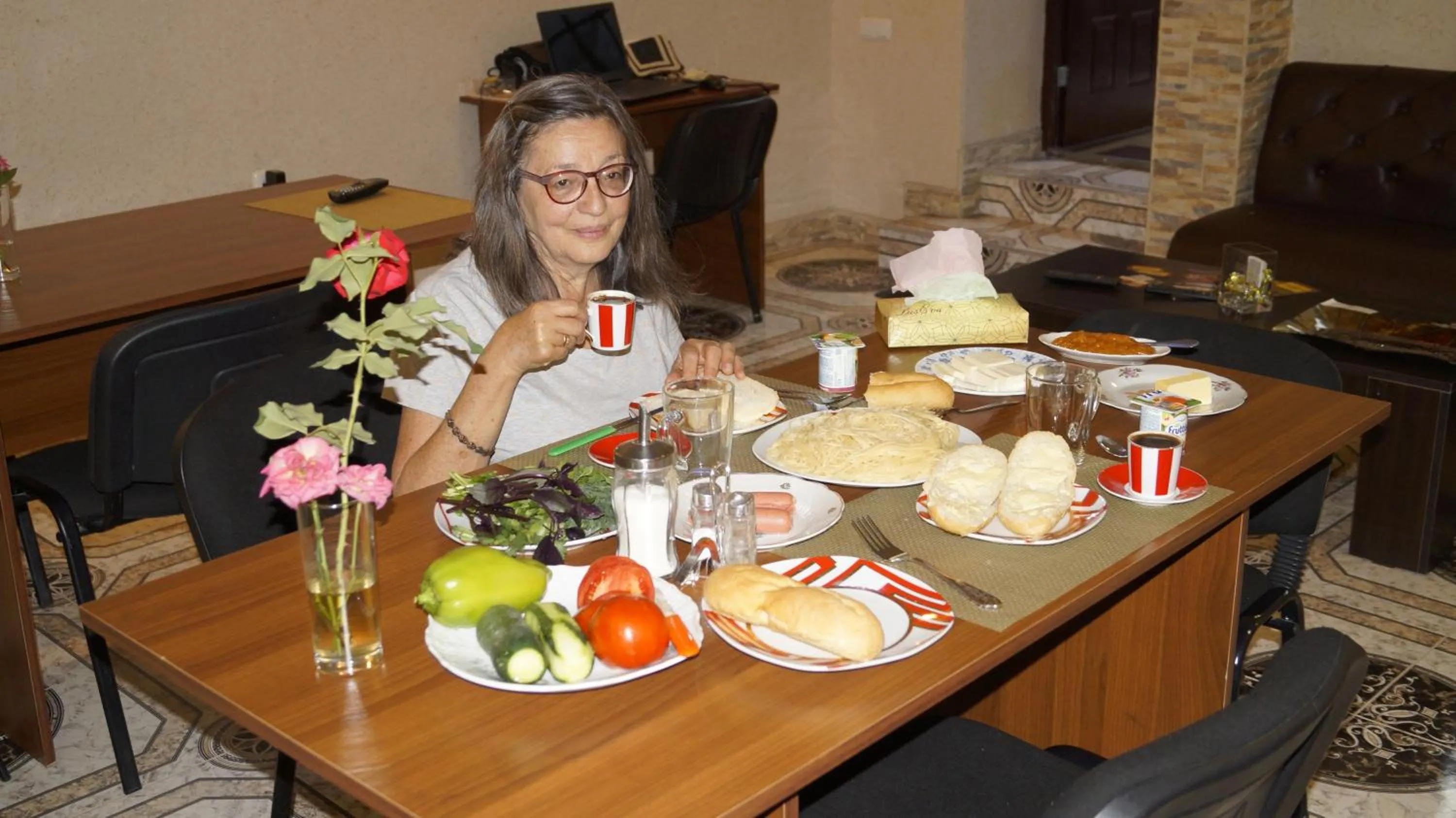 Breakfast in Komitas Avenue Guest House