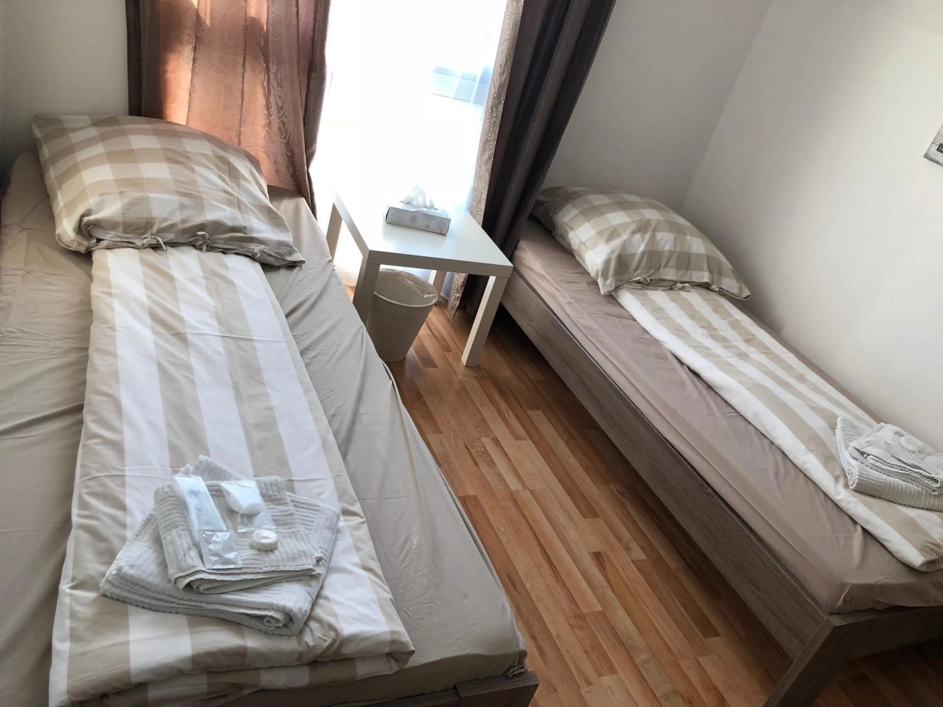 Bed in Sahara Falcon