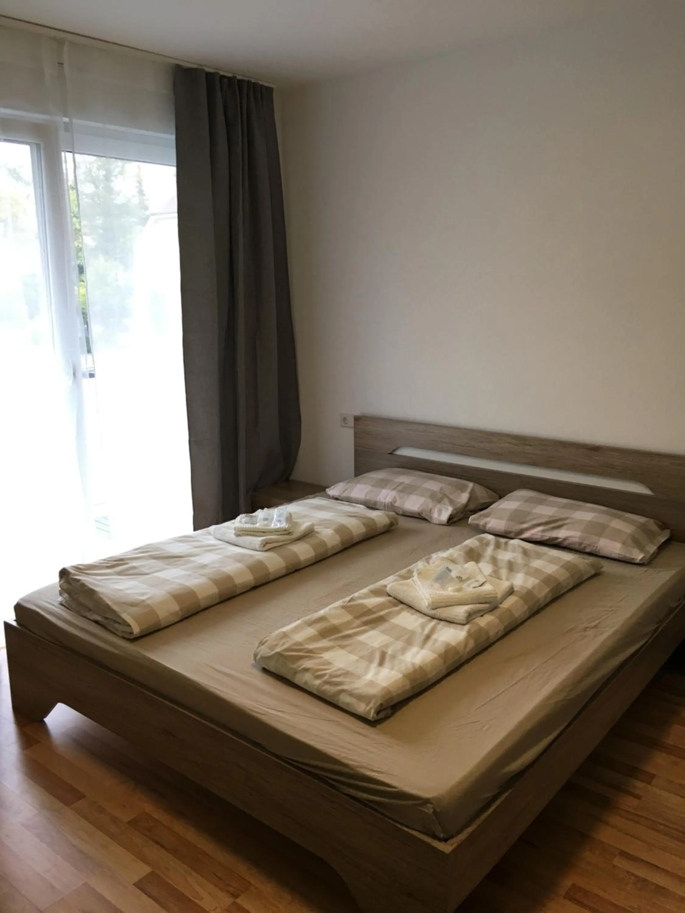 Bed in Sahara Falcon