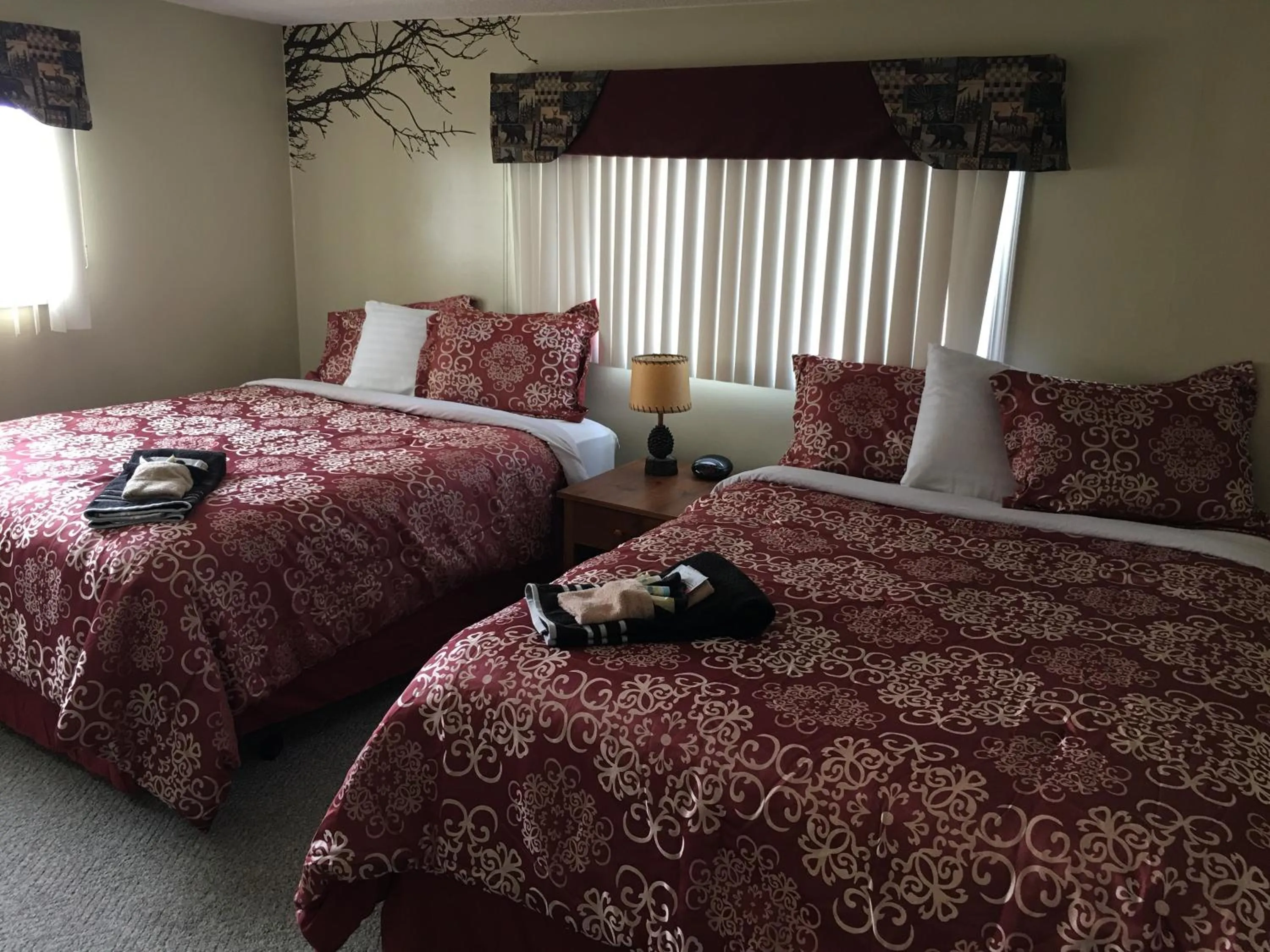 Bed in Big Bear Lodge