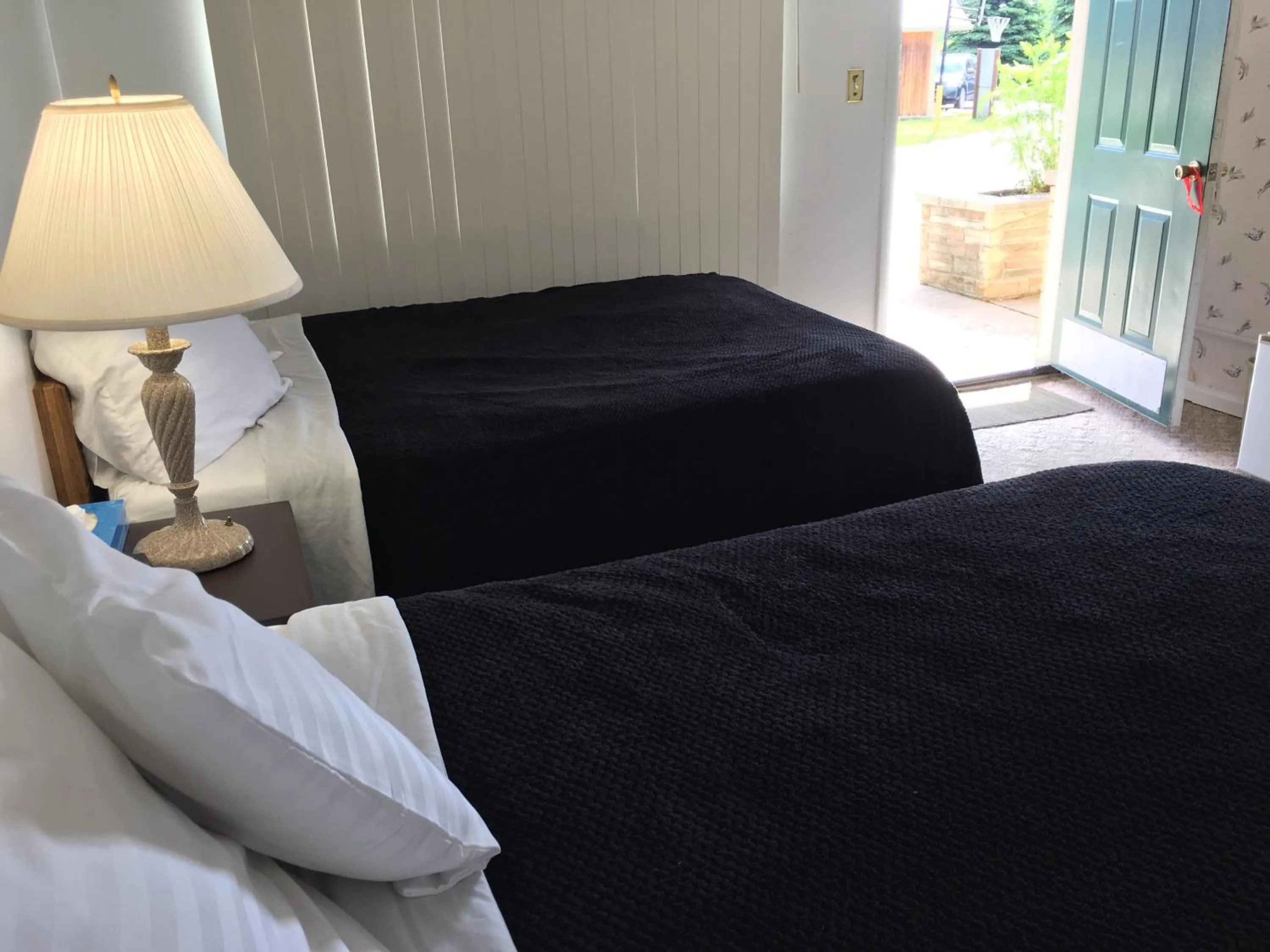 Bed in Big Bear Lodge