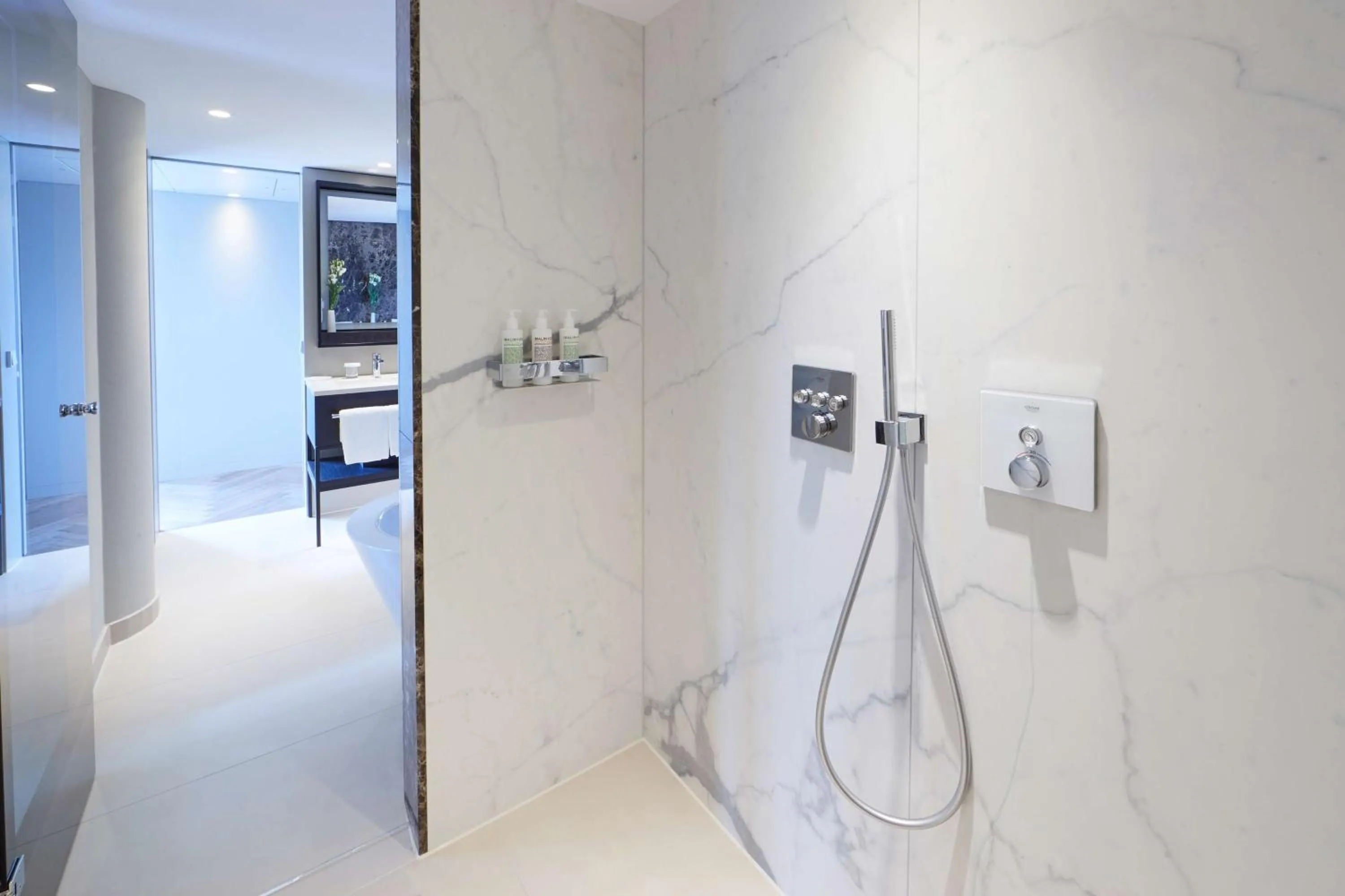 Bathroom in ATLANTIC Grand Hotel Bremen