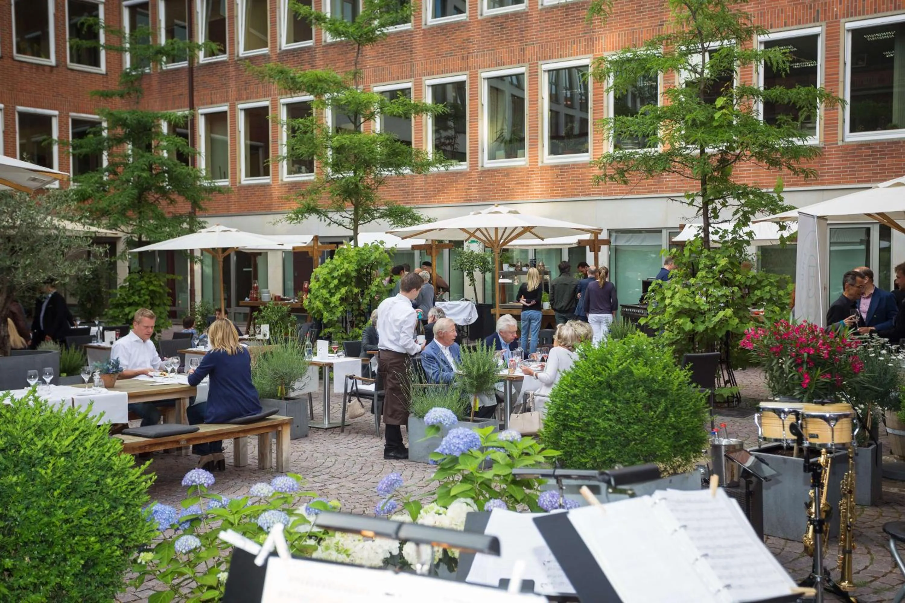 Restaurant/places to eat in ATLANTIC Grand Hotel Bremen