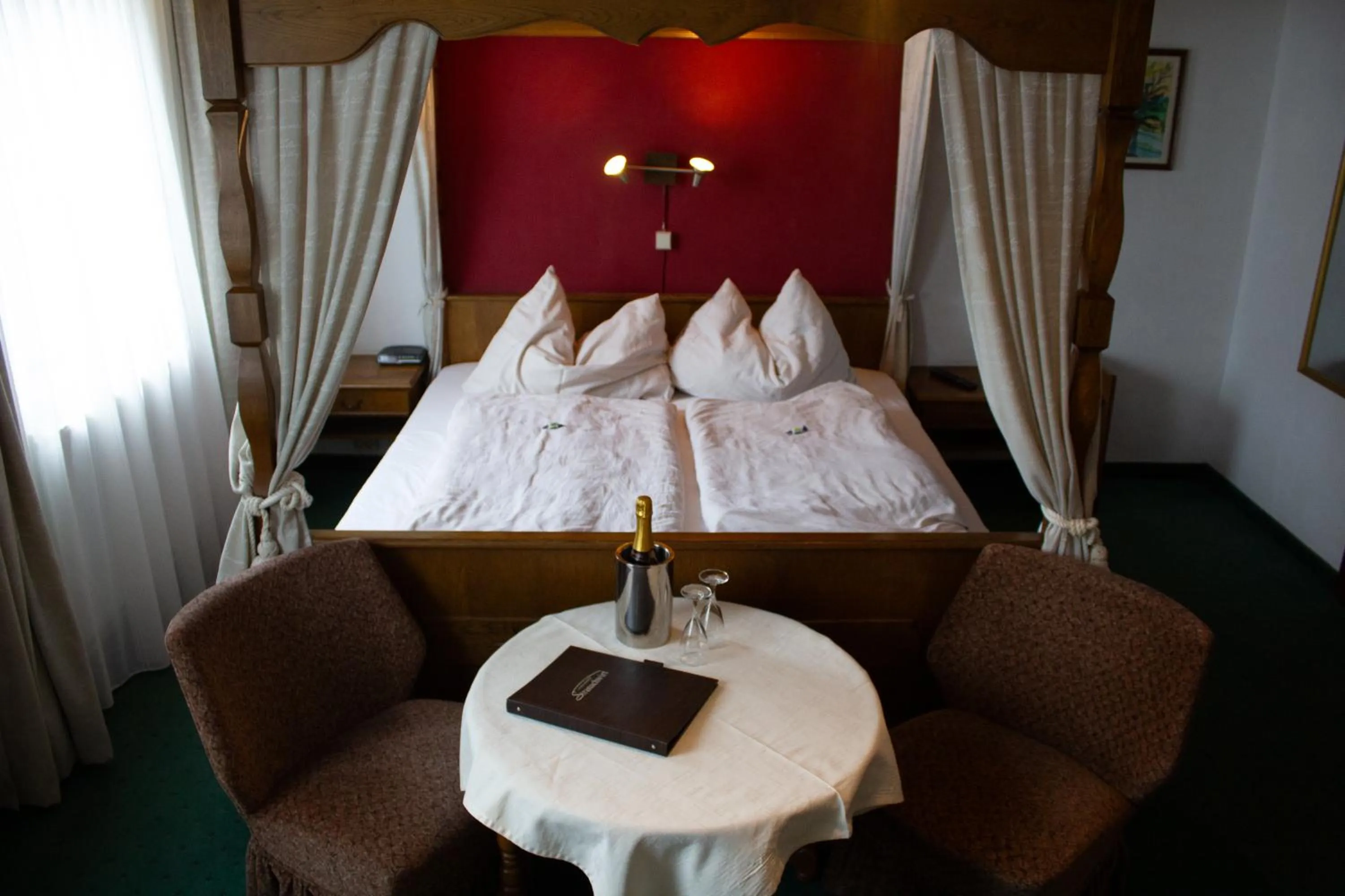 Bed in Hotel Gasthof Stranachwirt