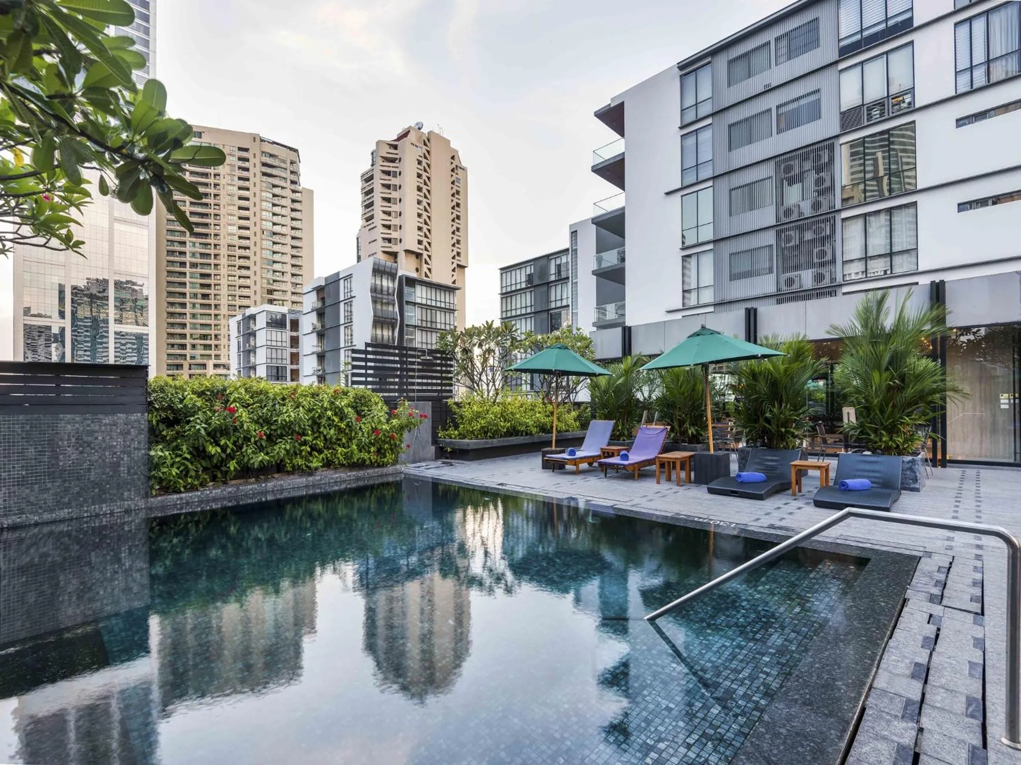 Pool view in Maitria Hotel Sukhumvit 18 Bangkok – A Chatrium Collection