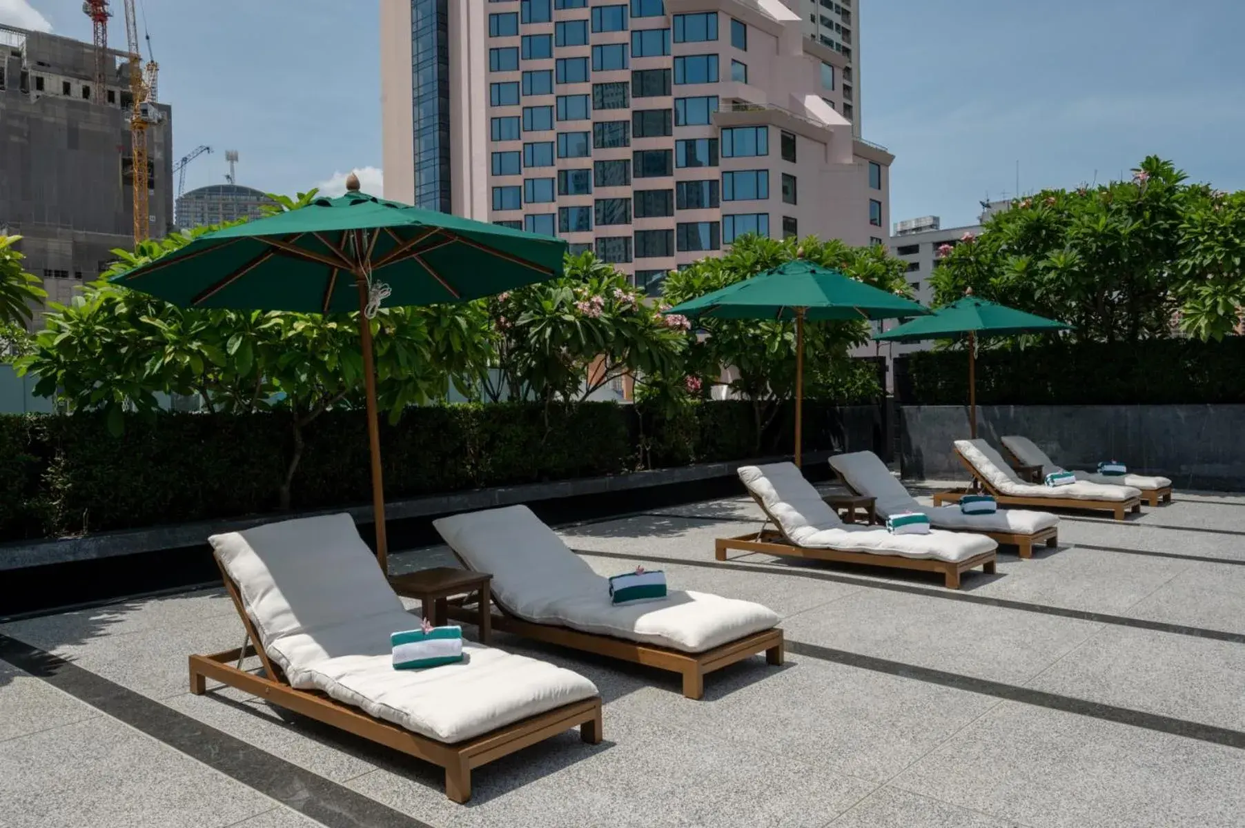 Swimming pool in Maitria Hotel Sukhumvit 18 Bangkok – A Chatrium Collection Swimming pool in Maitria Hotel Sukhumvit 18 Bangkok – A Chatrium Collection