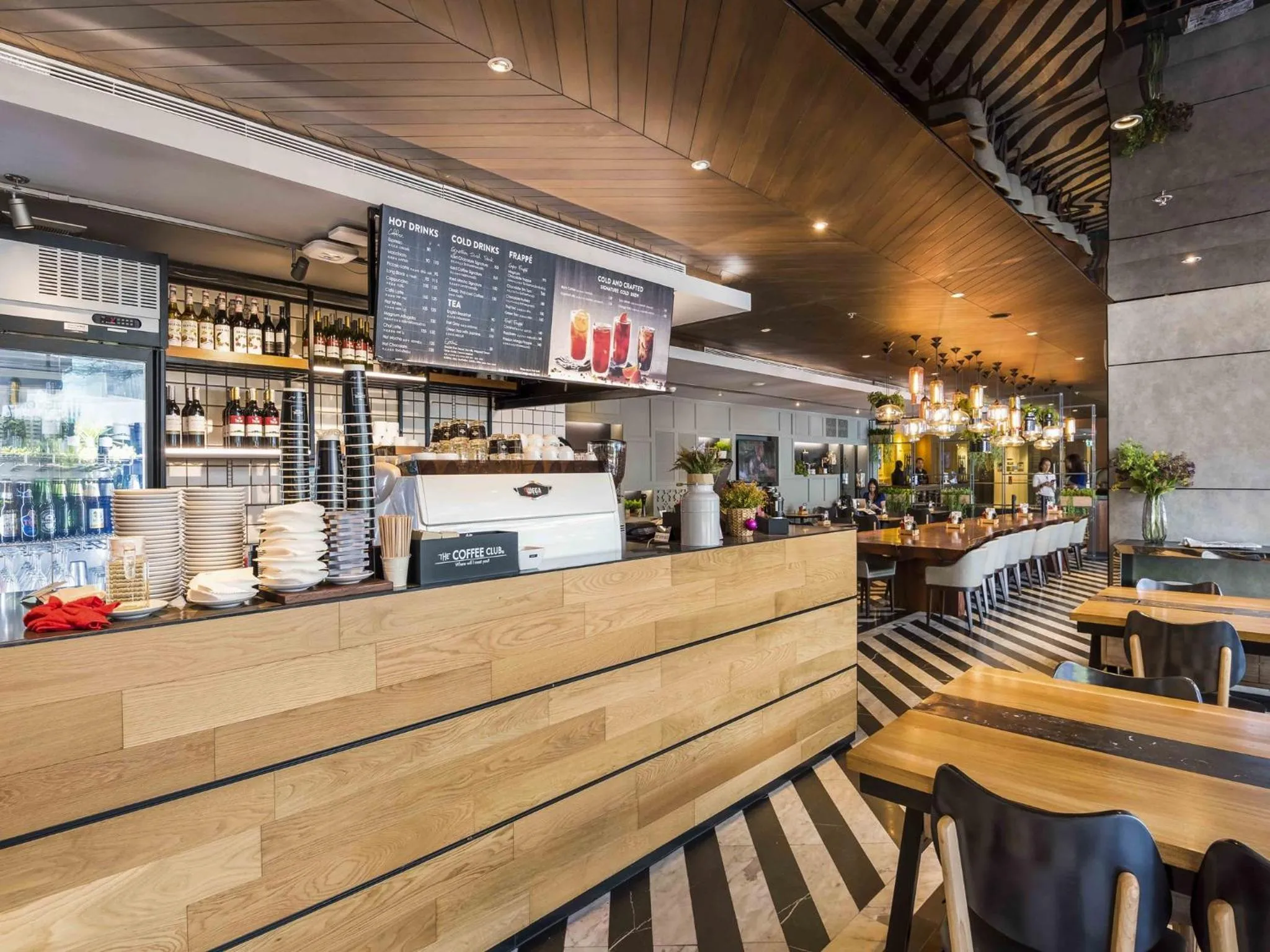 Restaurant/places to eat in Maitria Hotel Sukhumvit 18 Bangkok – A Chatrium Collection