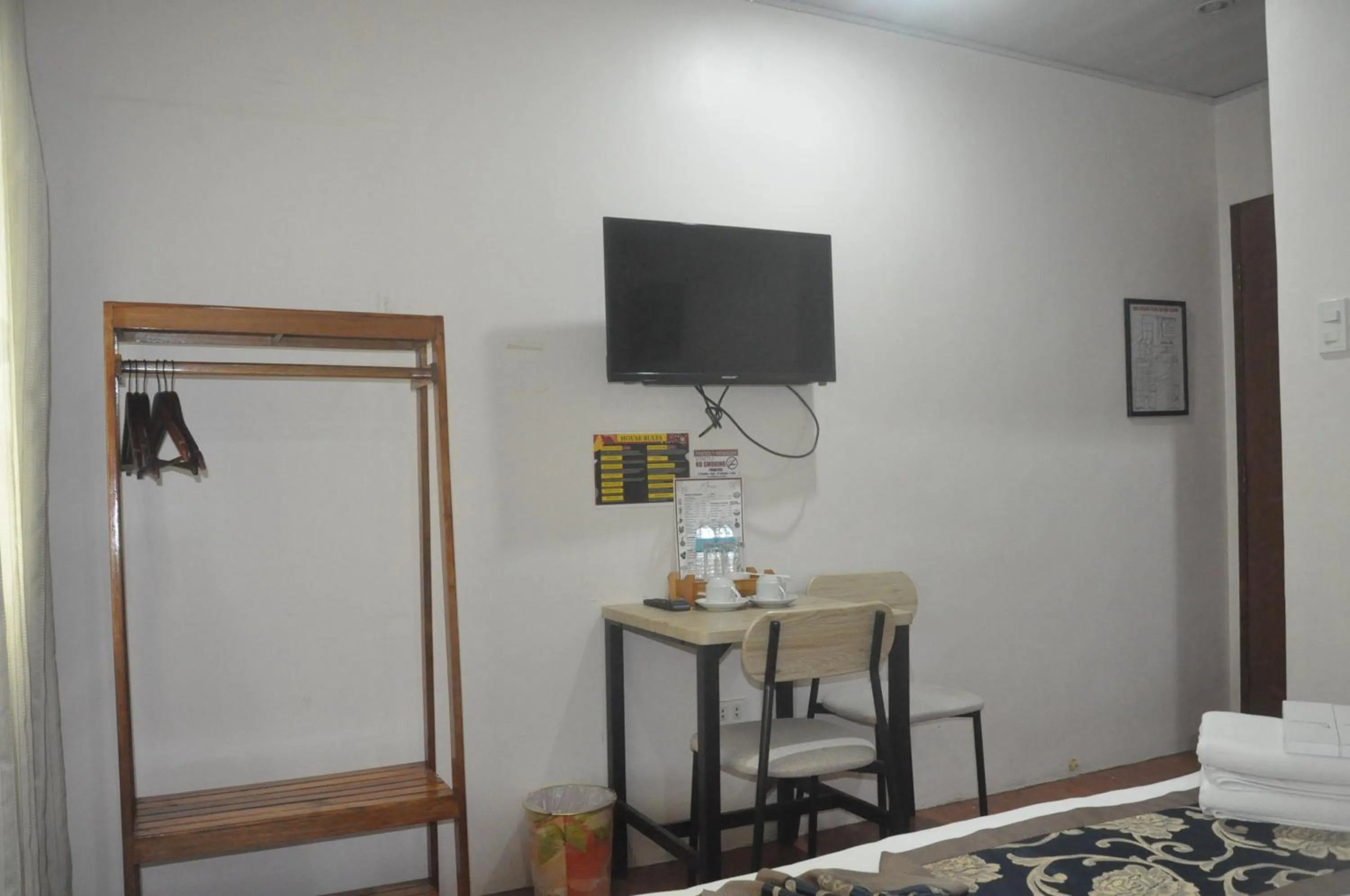 TV and multimedia in A&A Plaza Hotel