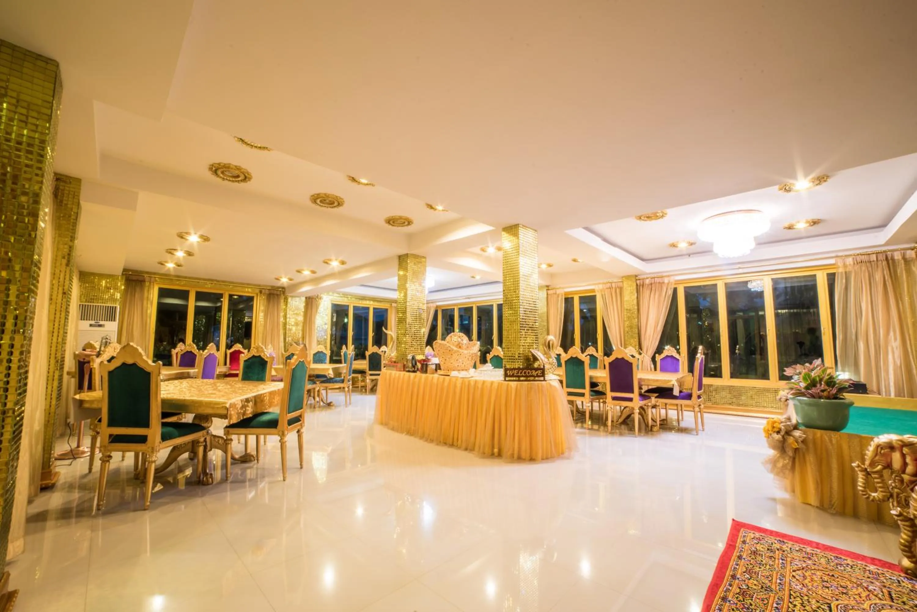 Nakaraj Princess Chiang Rai - Walking Street