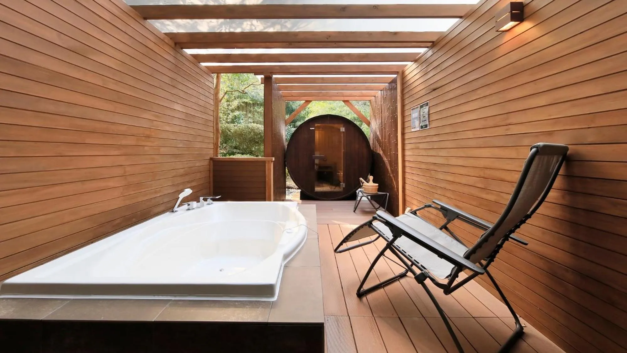 Hot Tub in Hakone Fuga - Adult Only