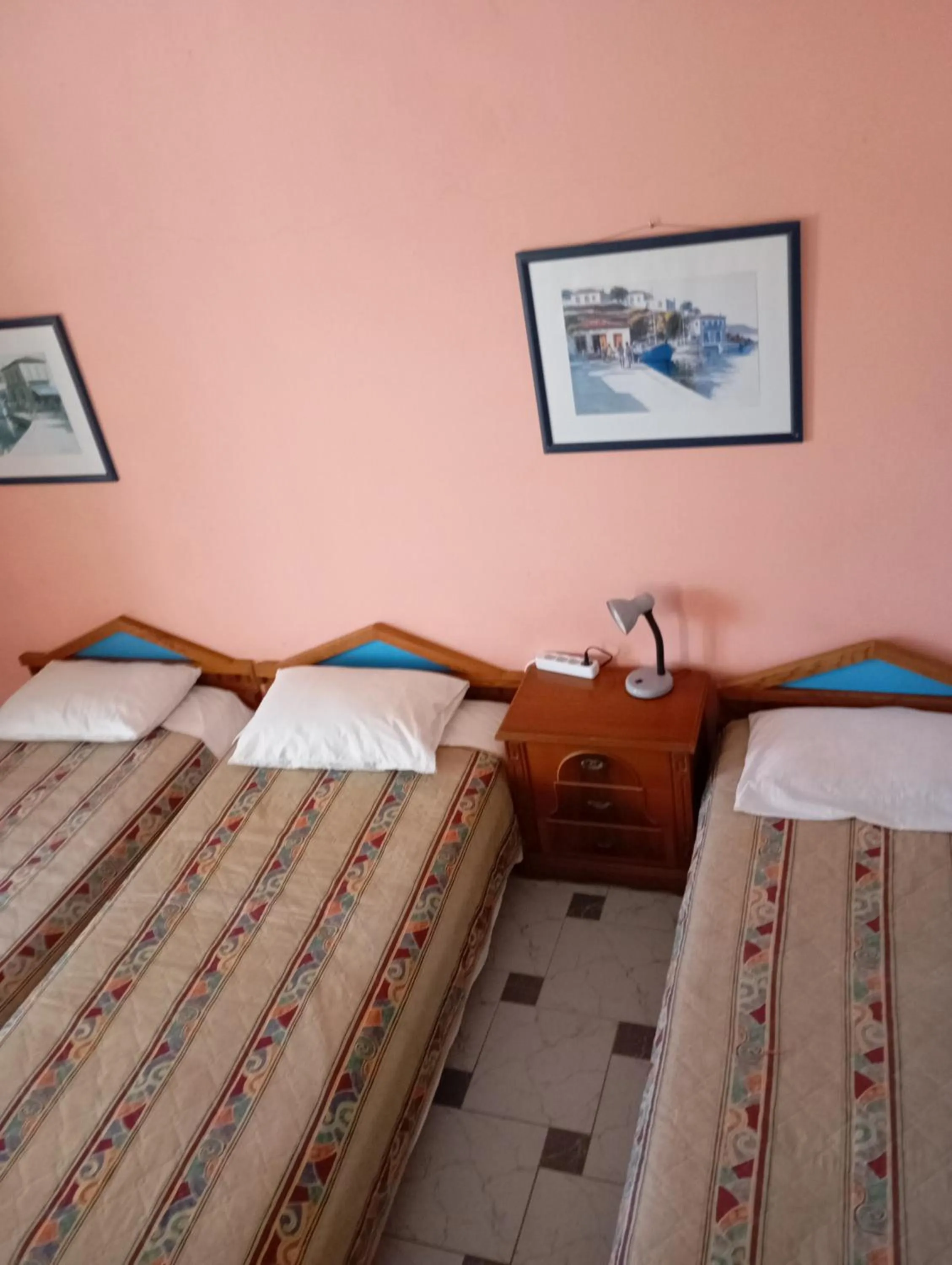 Bed in Denise Apartments Kefalos