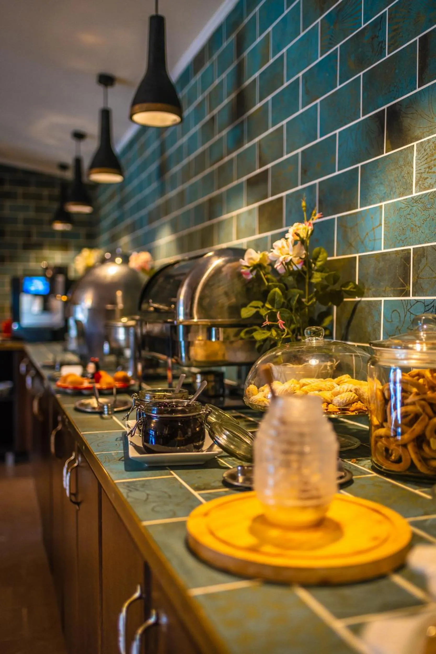 Restaurant/places to eat in Hotel Korona