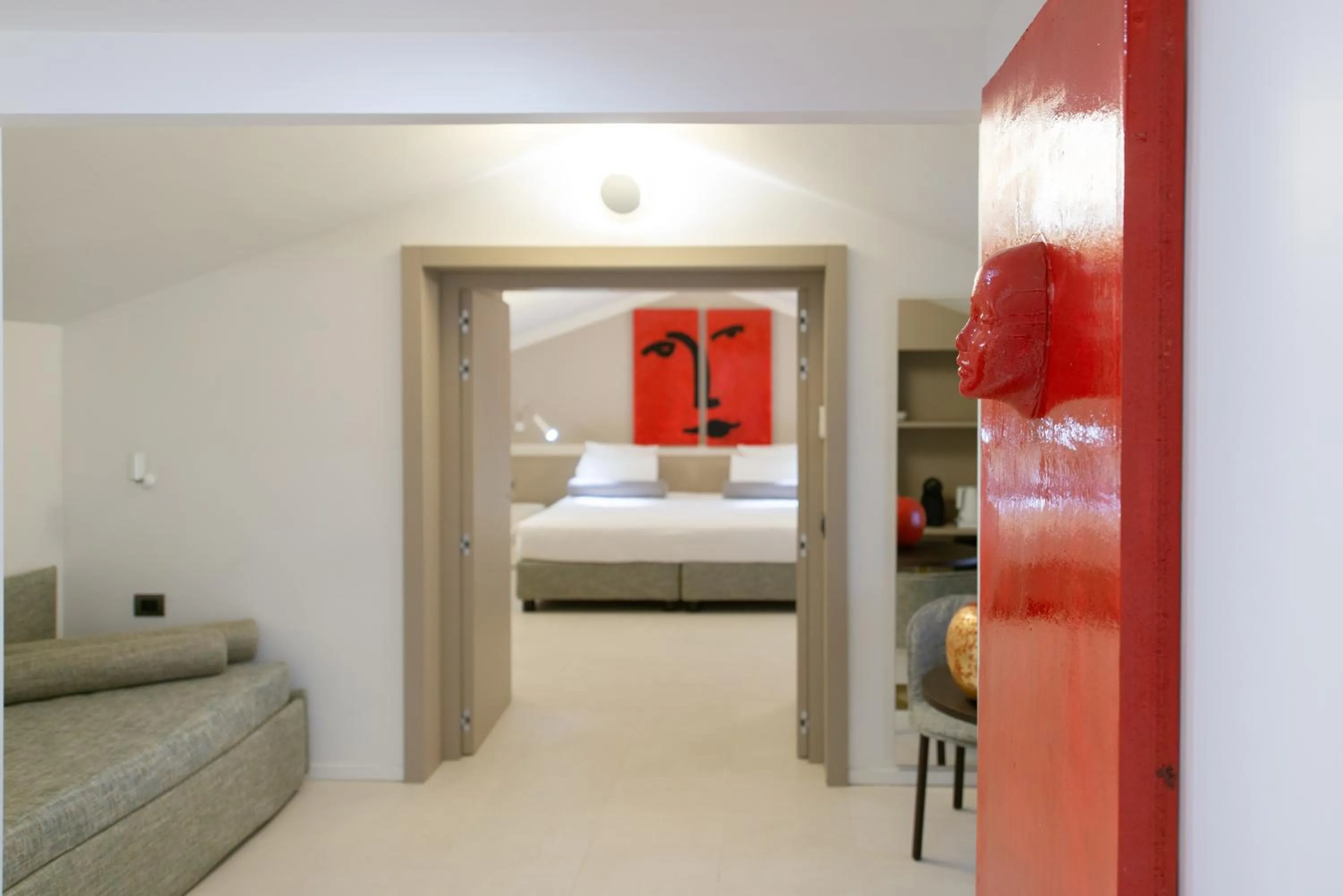 Living room, Bed in Le Funi Hotel