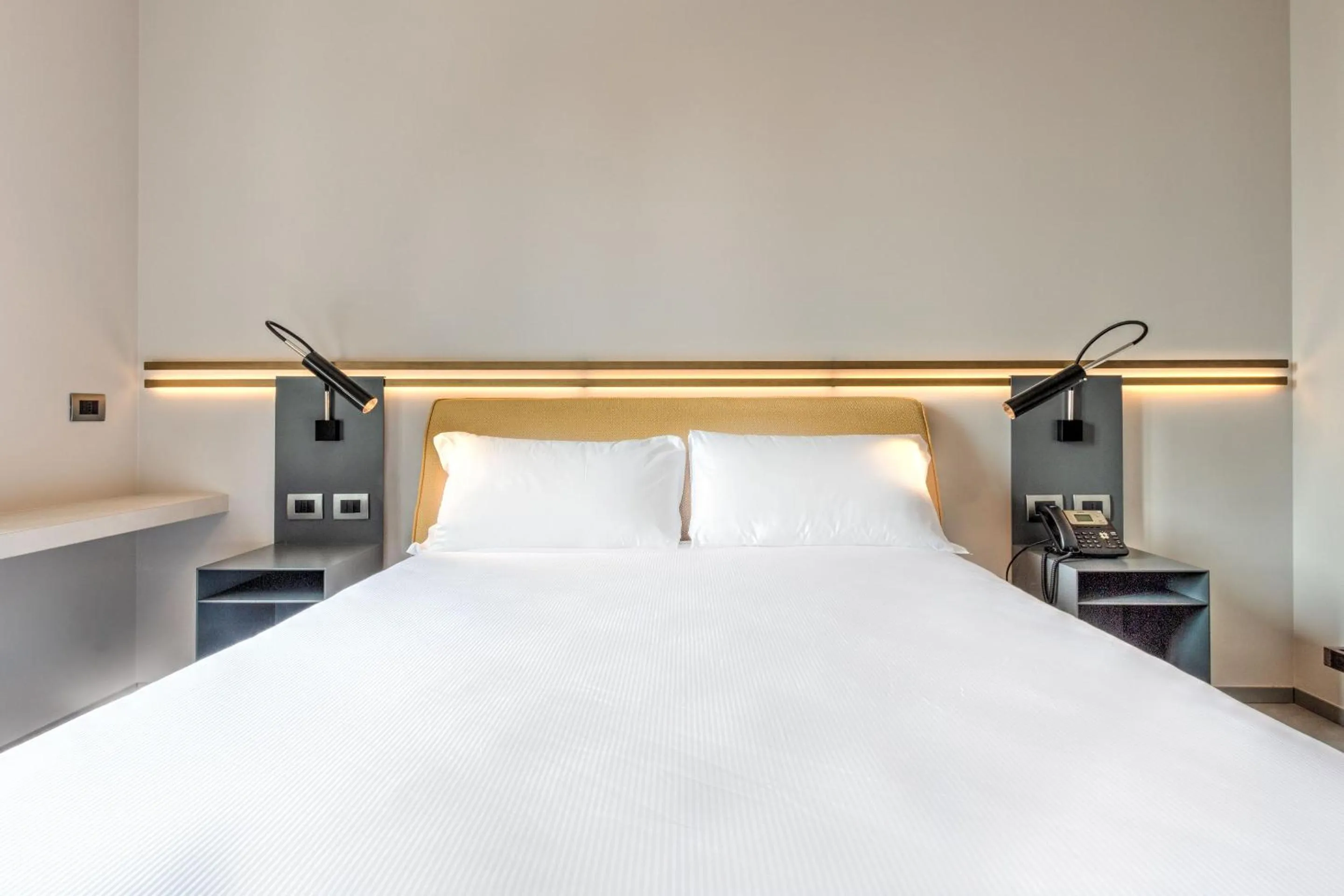 Photo of the whole room, Bed in Le Funi Hotel