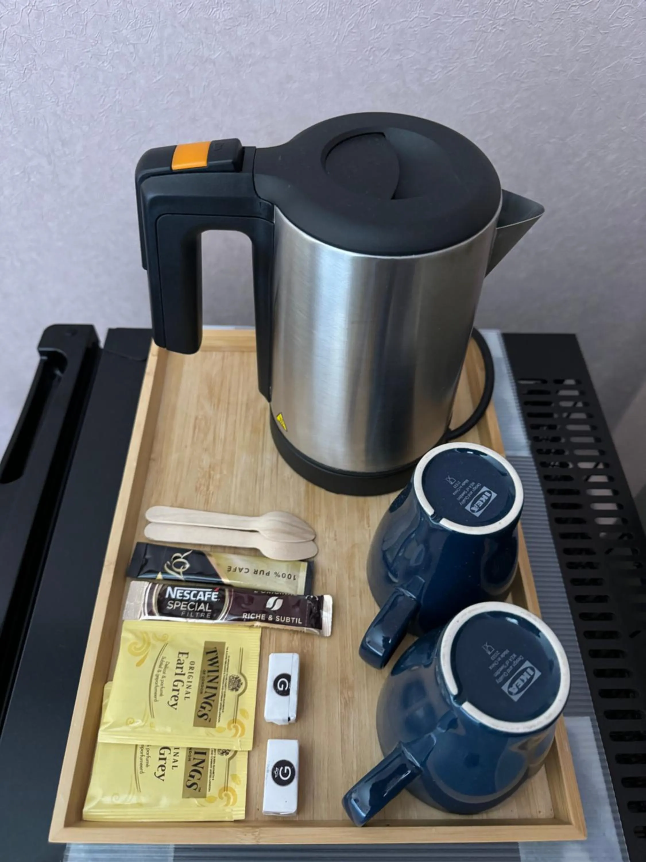 Coffee/tea facilities in Hôtel Flor Rivoli