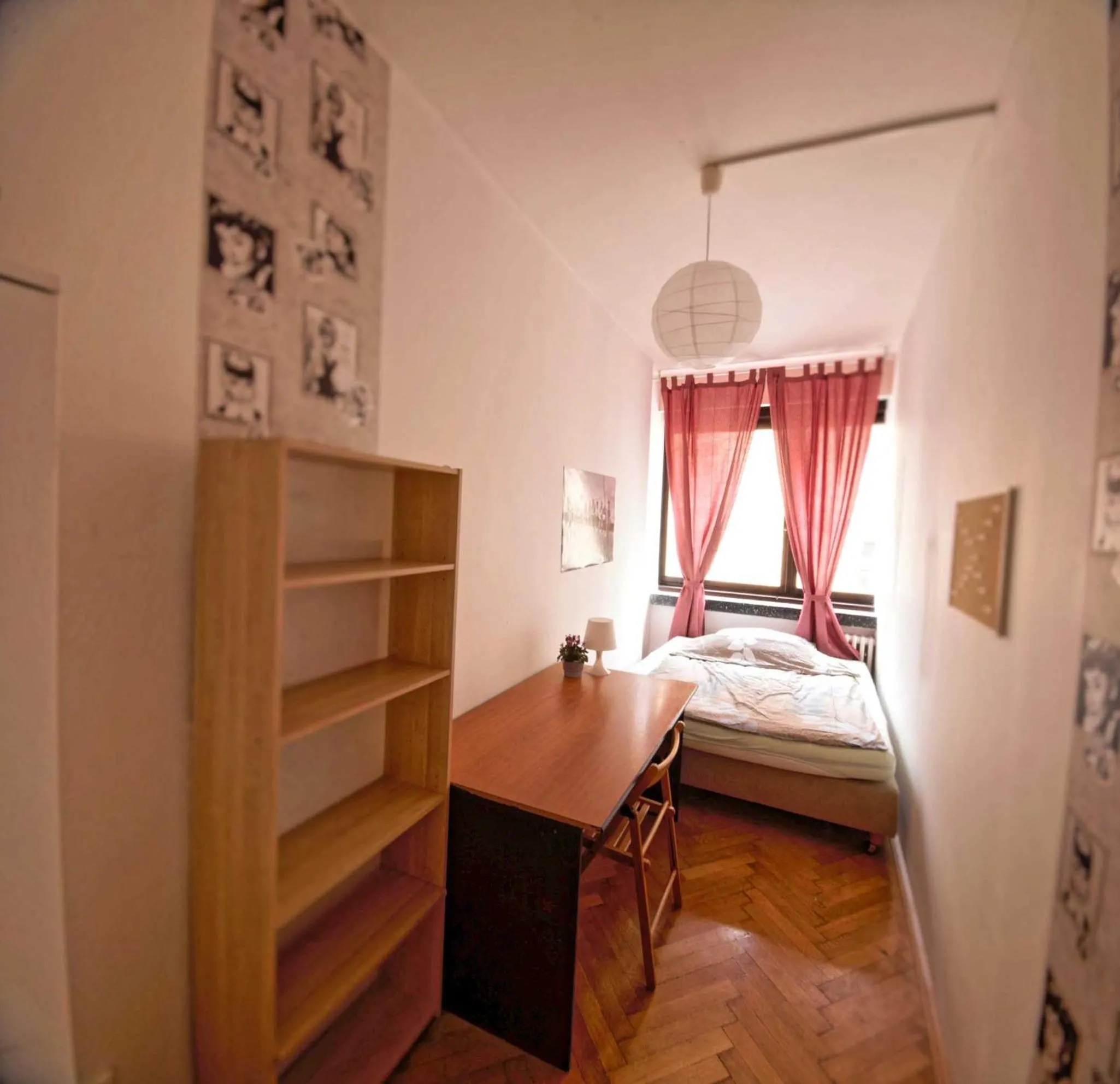 Bedroom, Bed in Apartments Stepanska 36