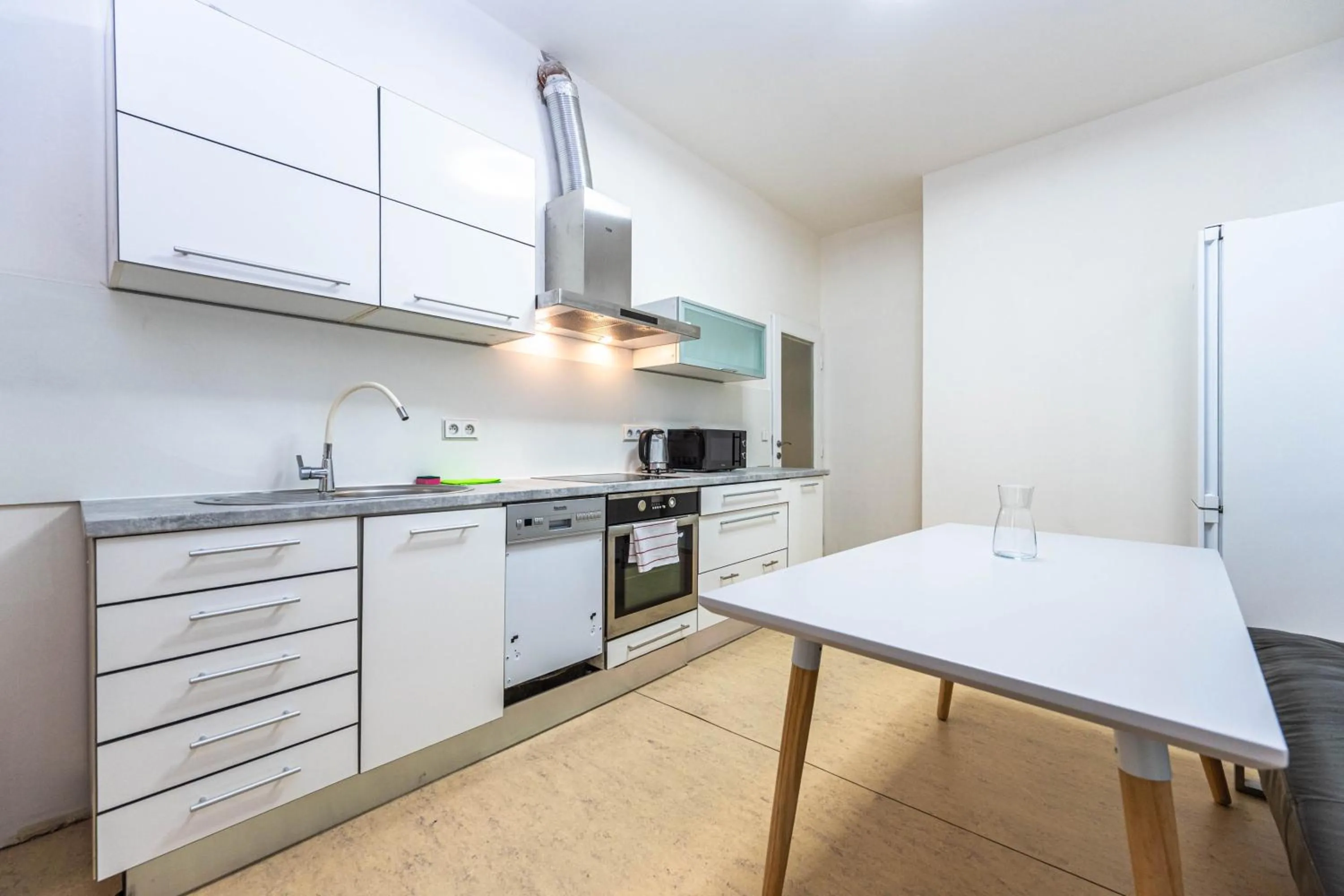 Apartments Stepanska 36