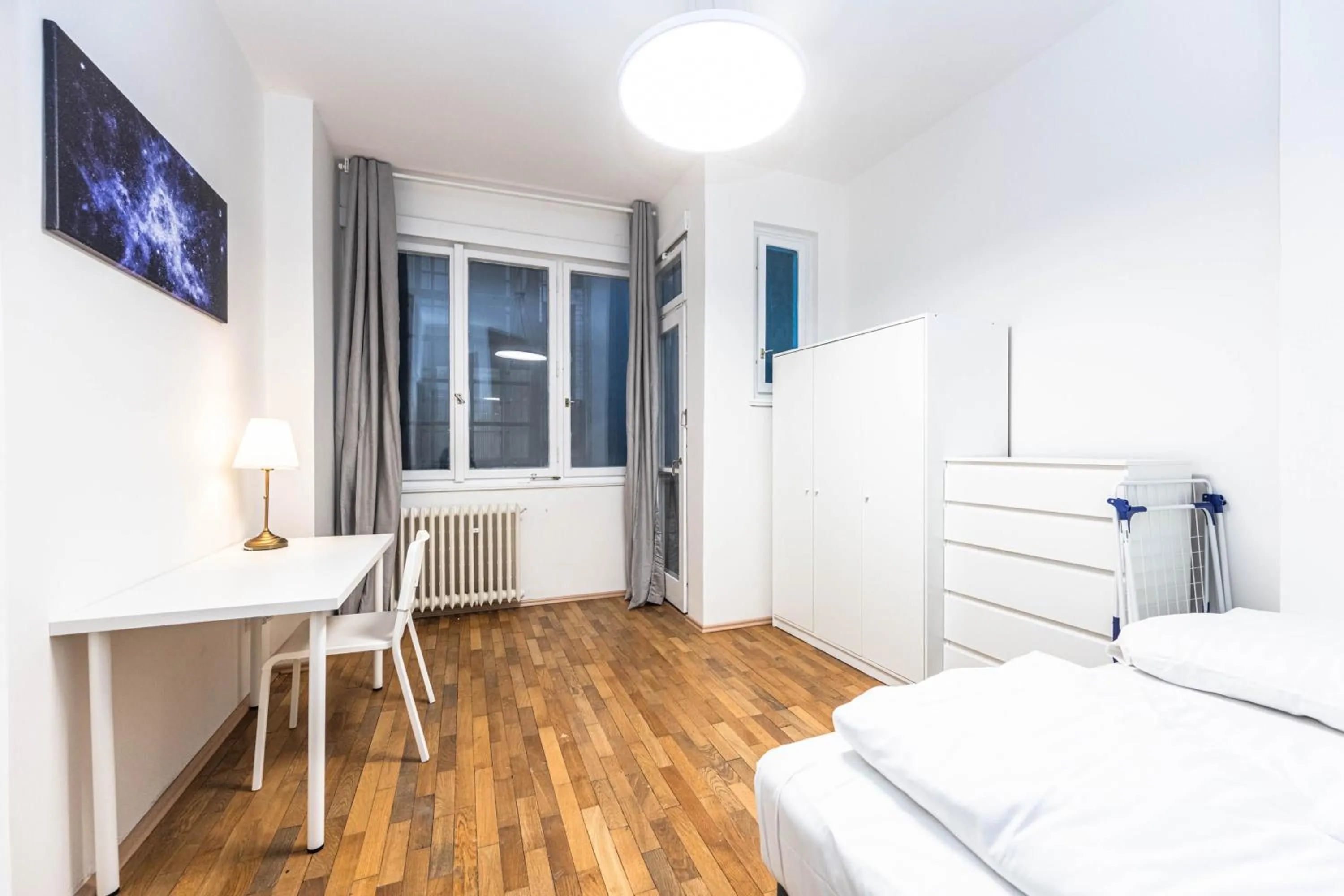 Bed in Apartments Stepanska 36