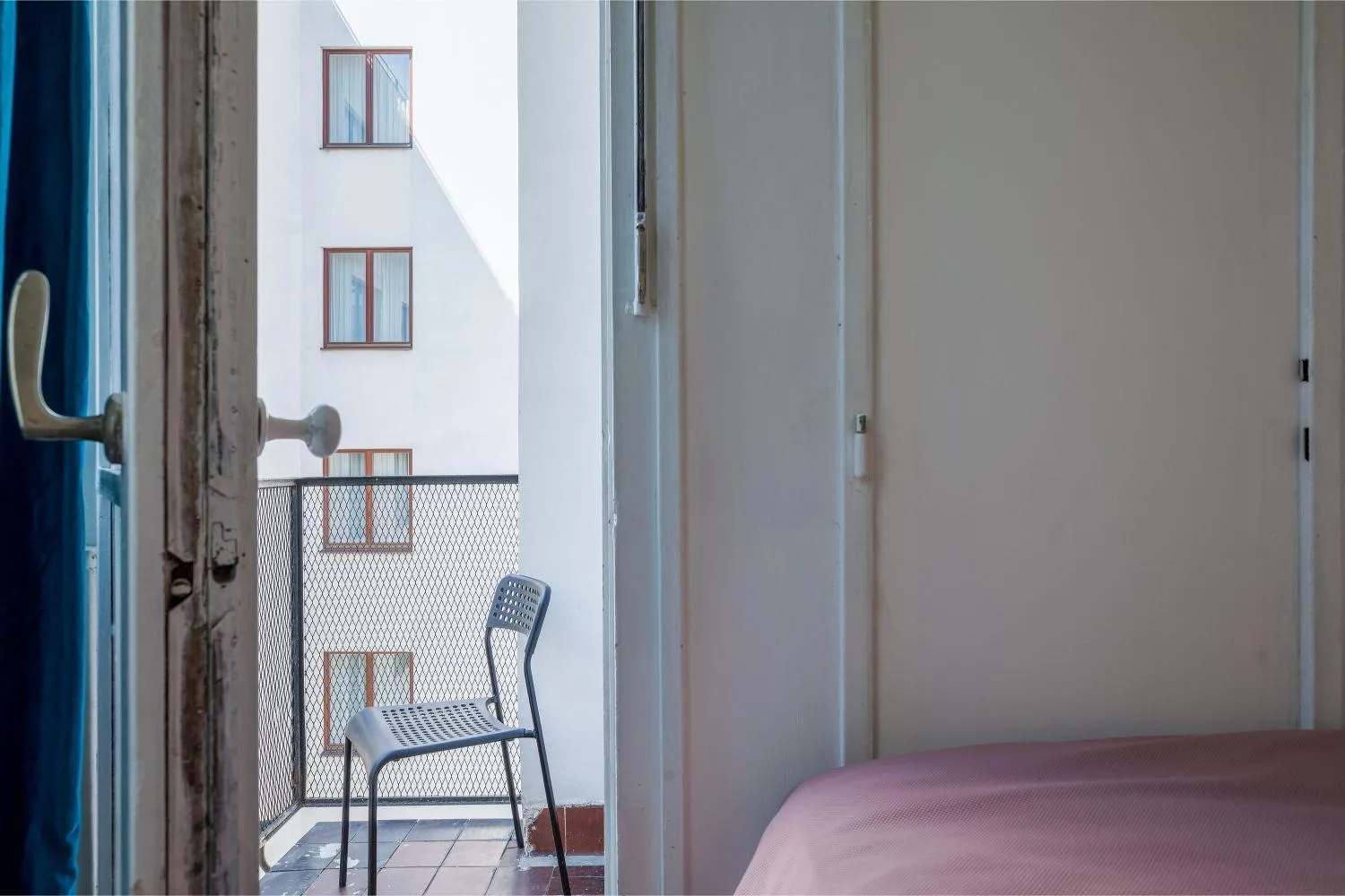 Bed in Apartments Stepanska 36