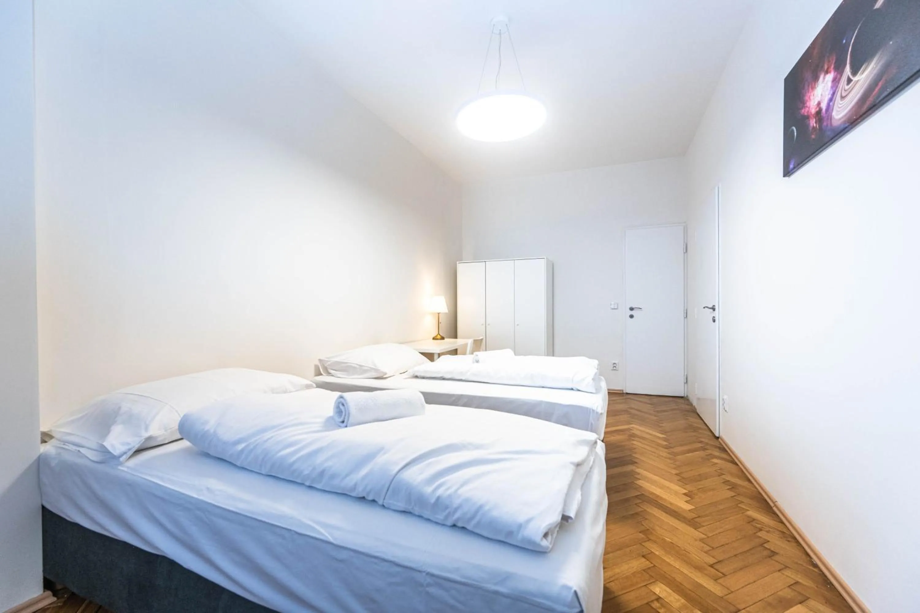 Bed in Apartments Stepanska 36