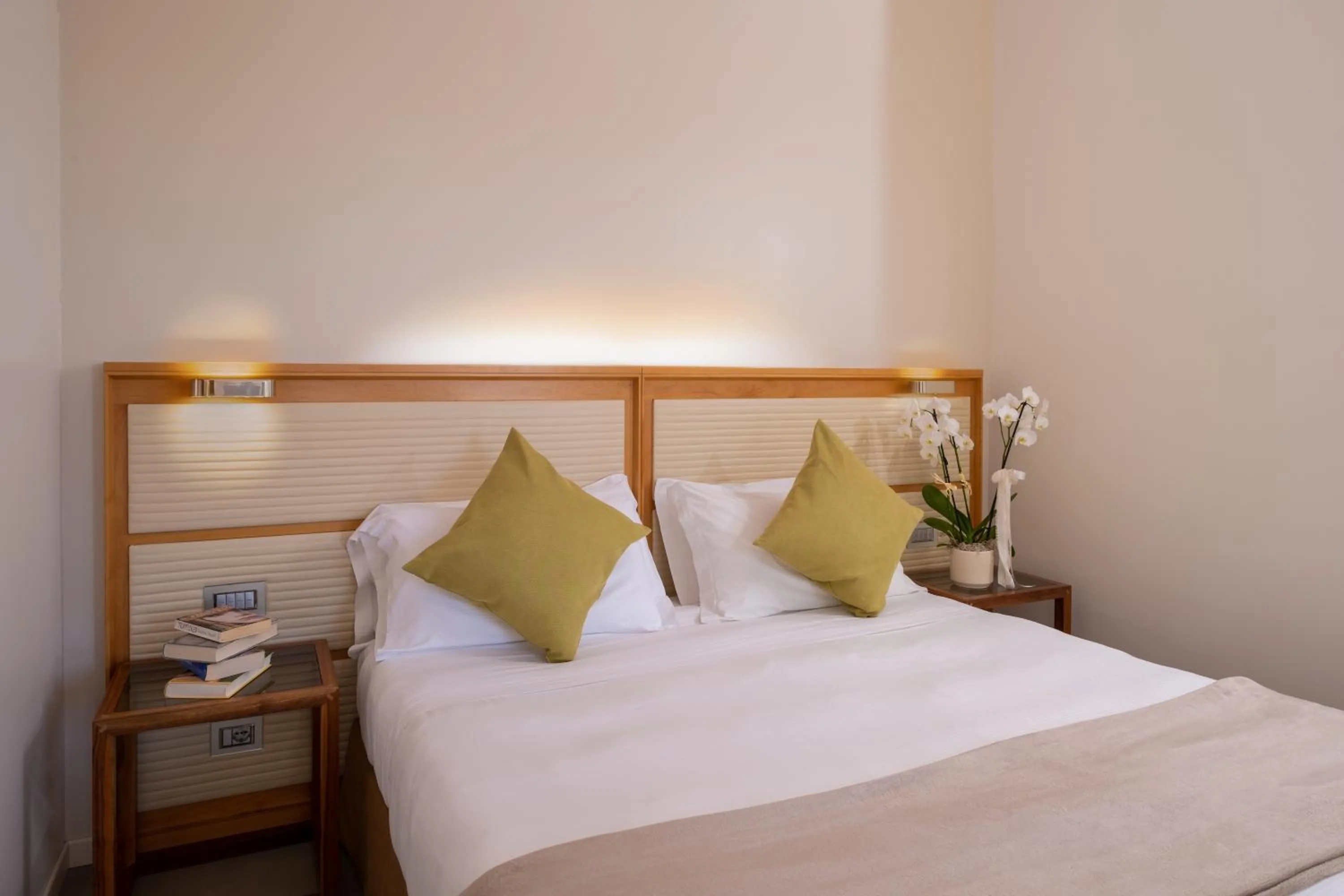 Bed in The Ziba Hotel & Spa