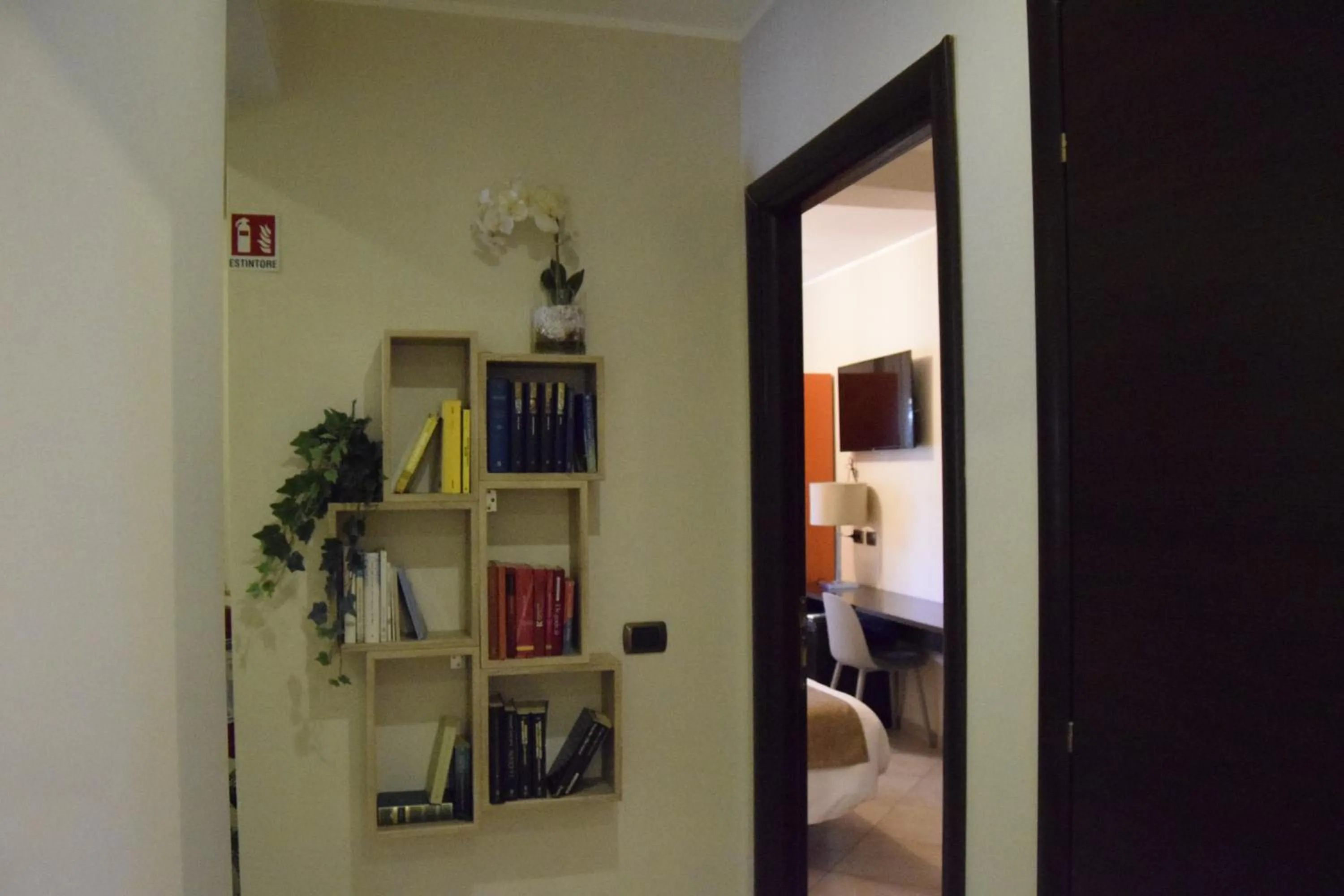 Library in Holiday a San Pietro