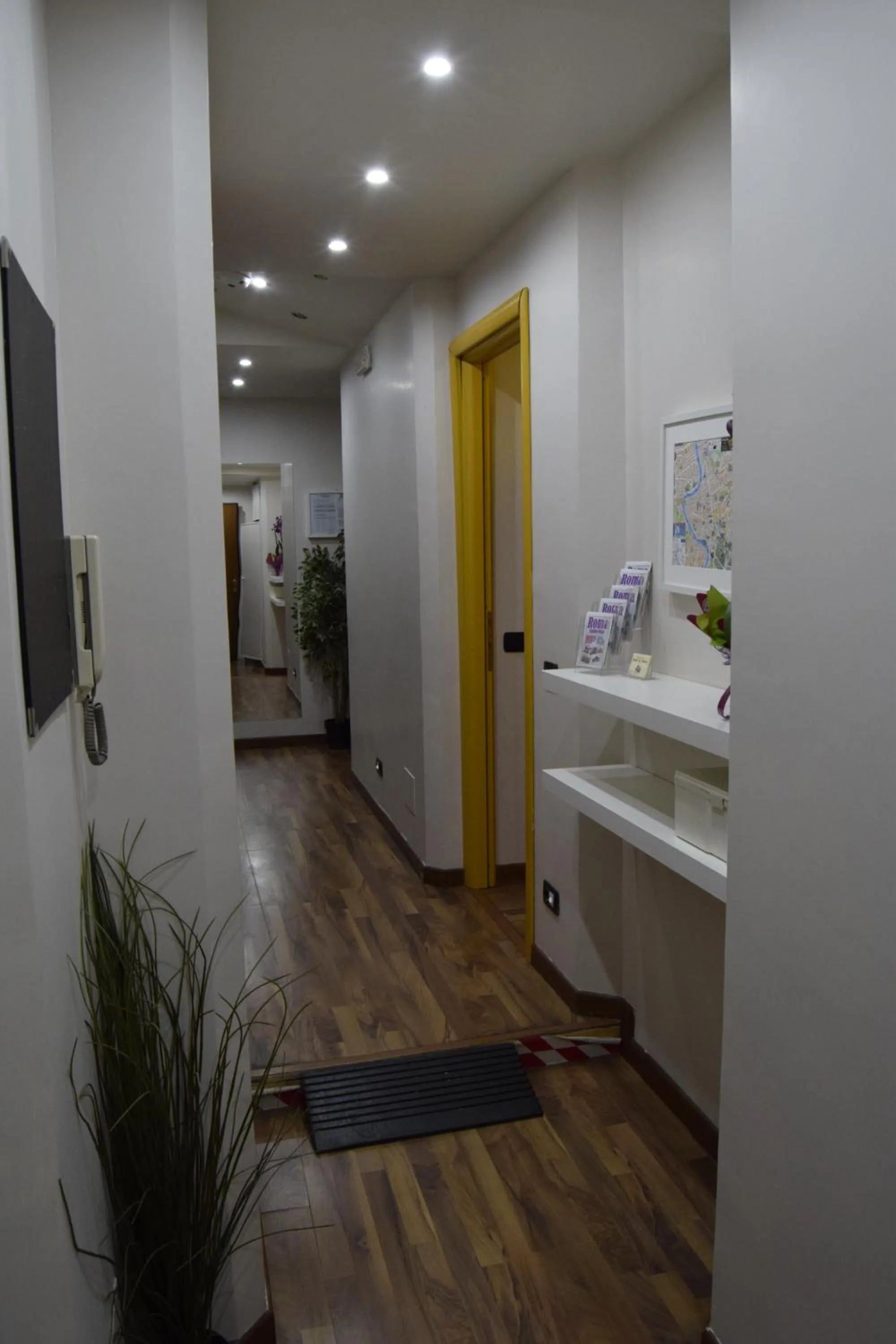 Lobby or reception in Holiday a San Pietro