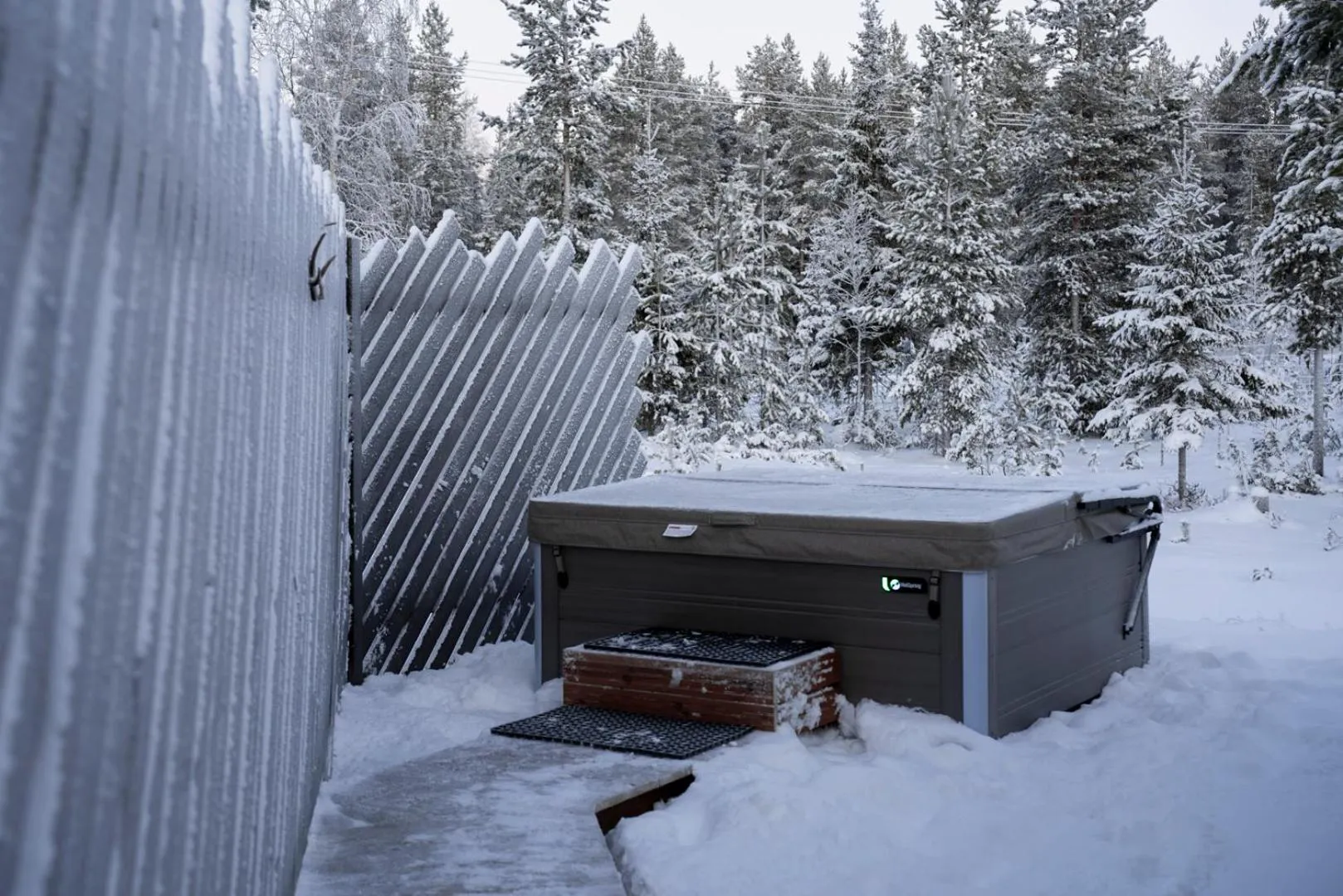Hot Spring Bath in Reindeer Manor Levi