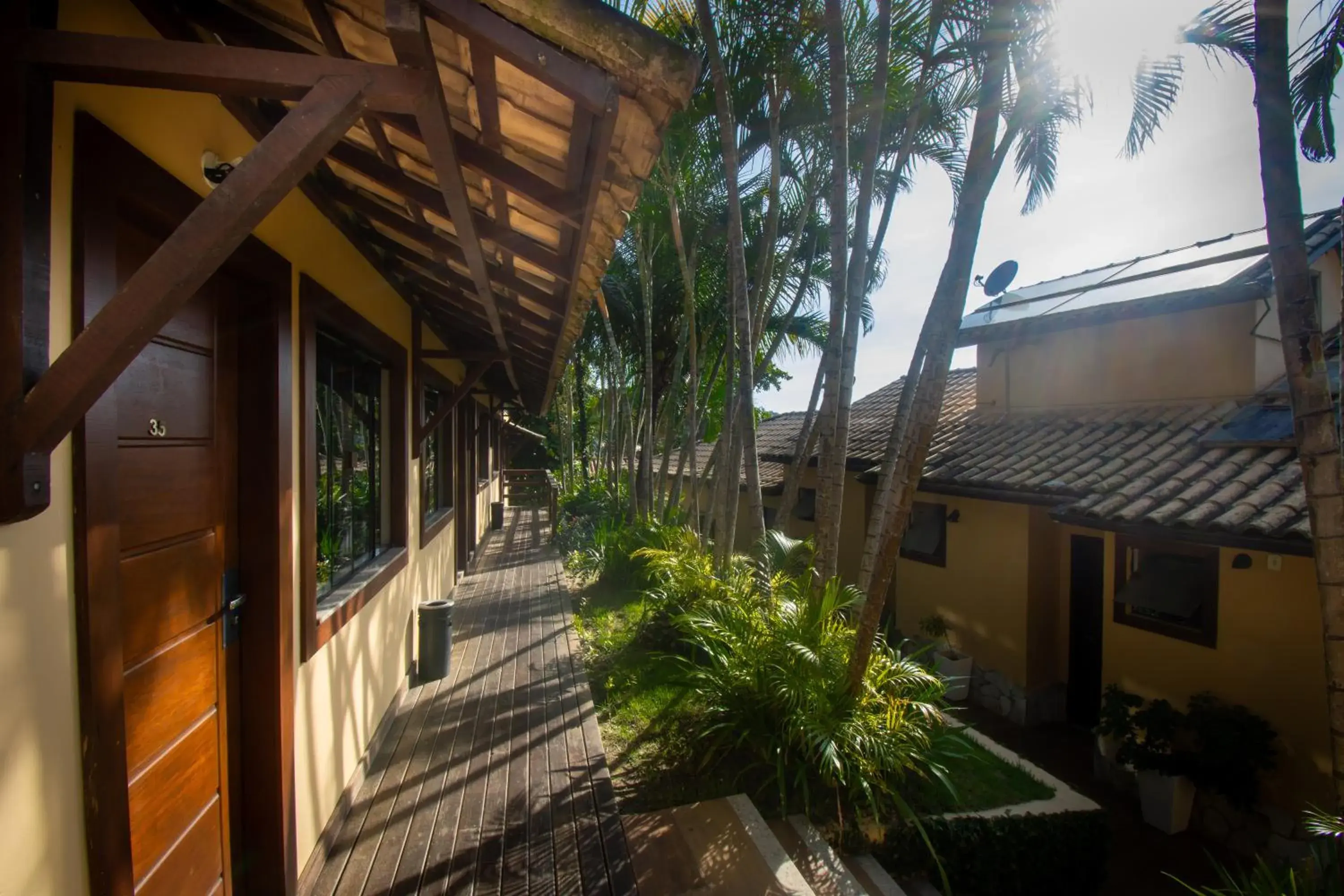 Property building in Hotel Barra da Lagoa by Latitud Hoteles Property building in Hotel Barra da Lagoa by Latitud Hoteles