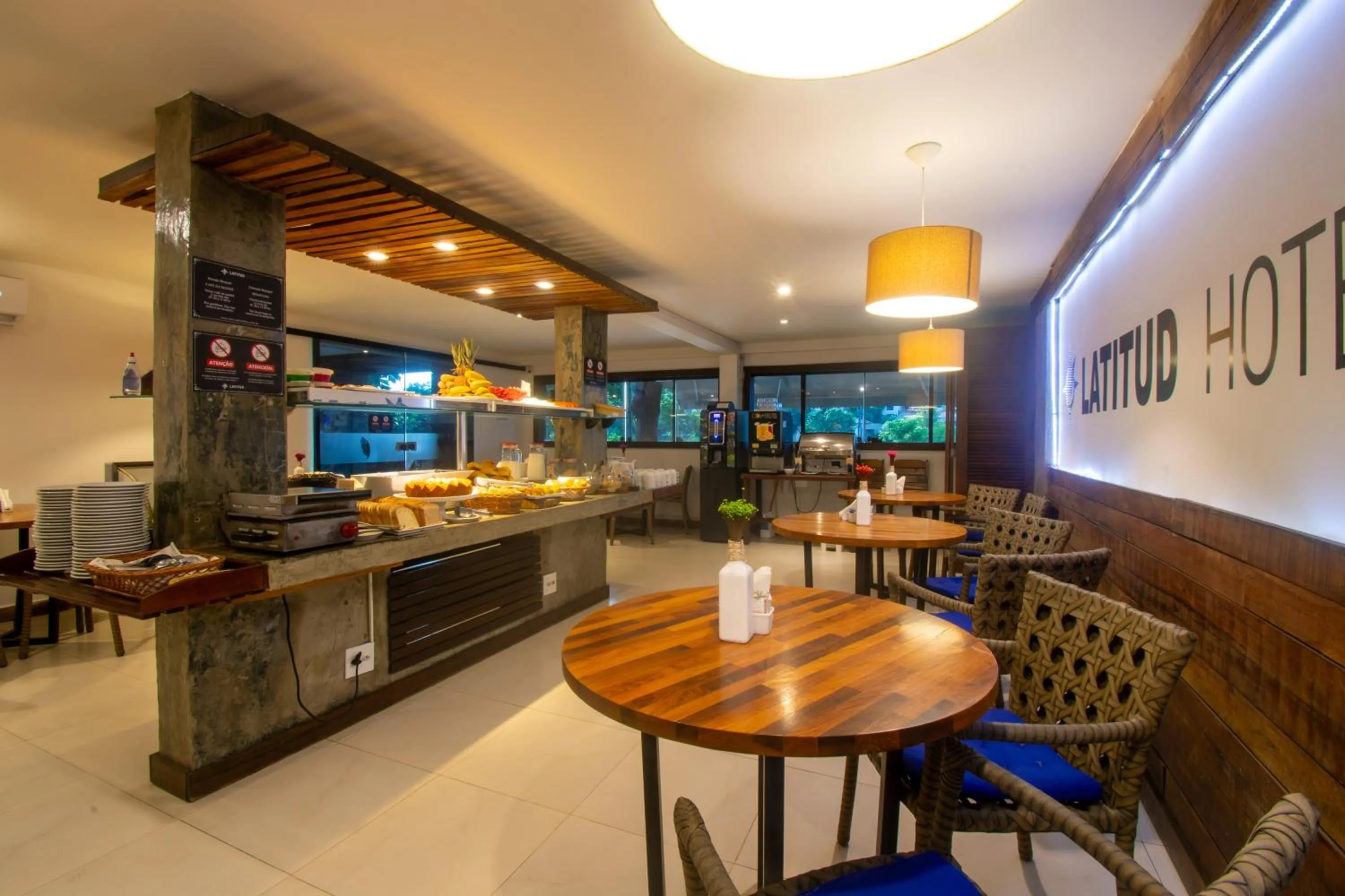 Seating area in Hotel Barra da Lagoa by Latitud Hoteles