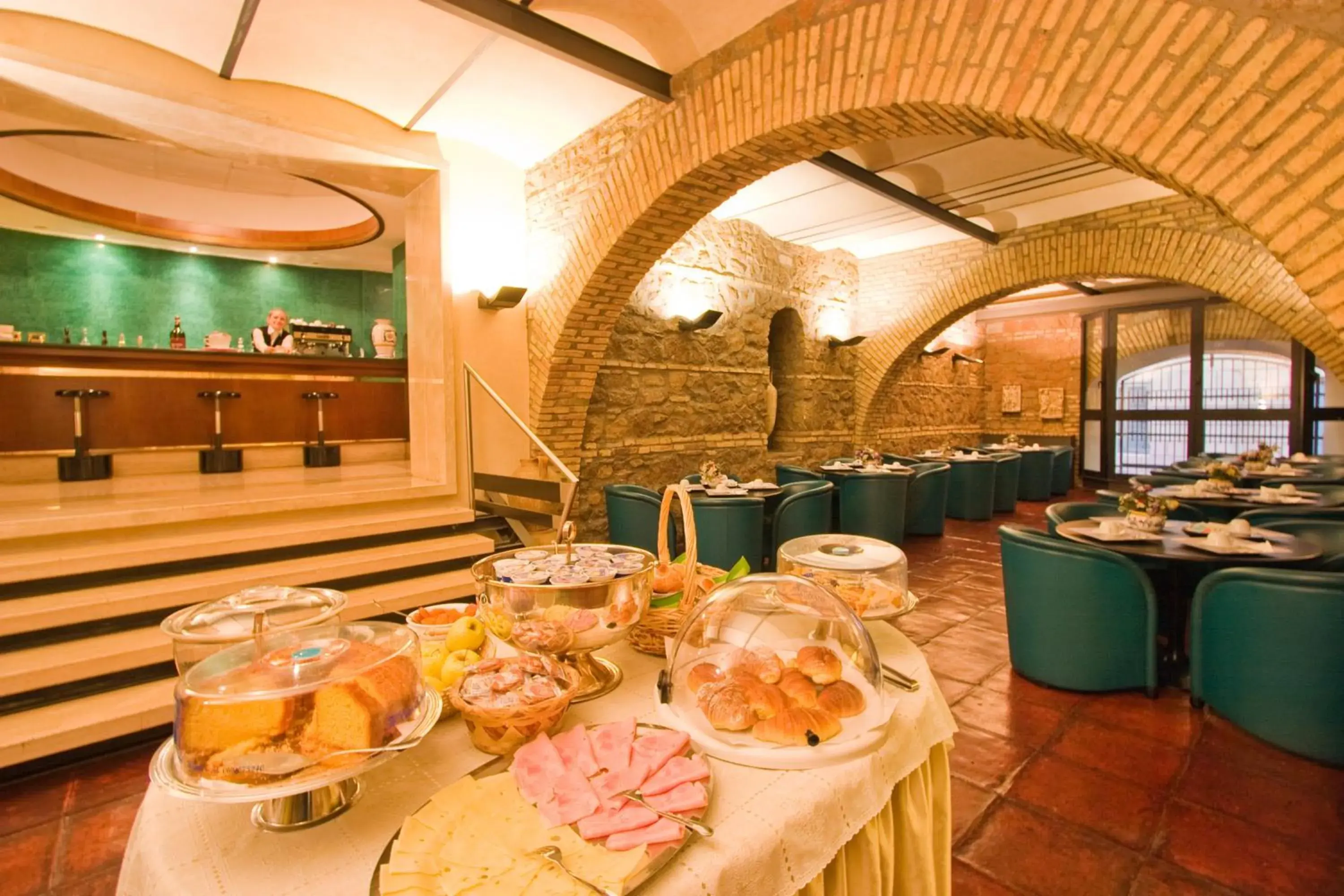 Restaurant/places to eat in Hotel Laurentia Restaurant/places to eat in Hotel Laurentia