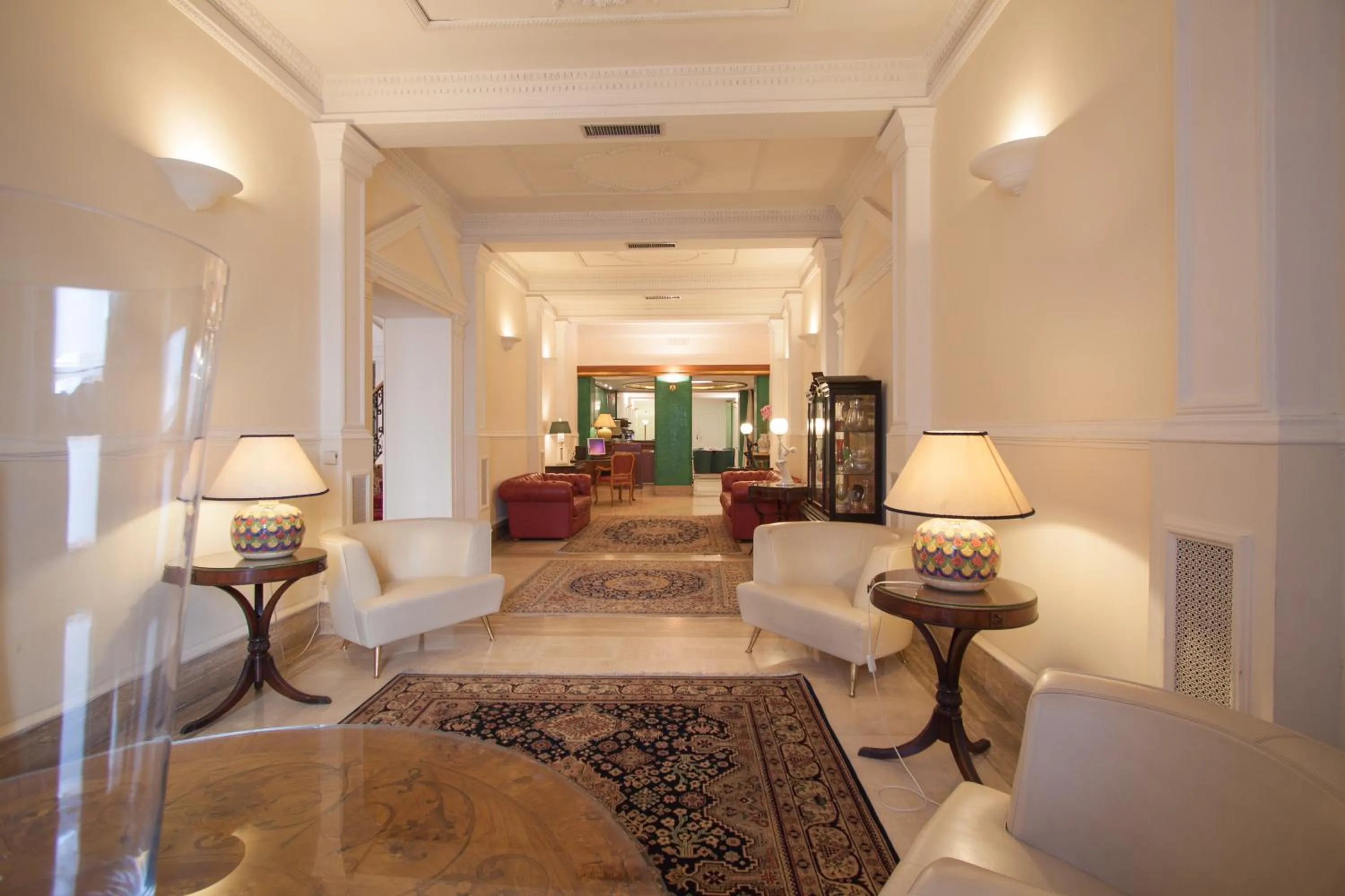 Lobby or reception in Hotel Laurentia