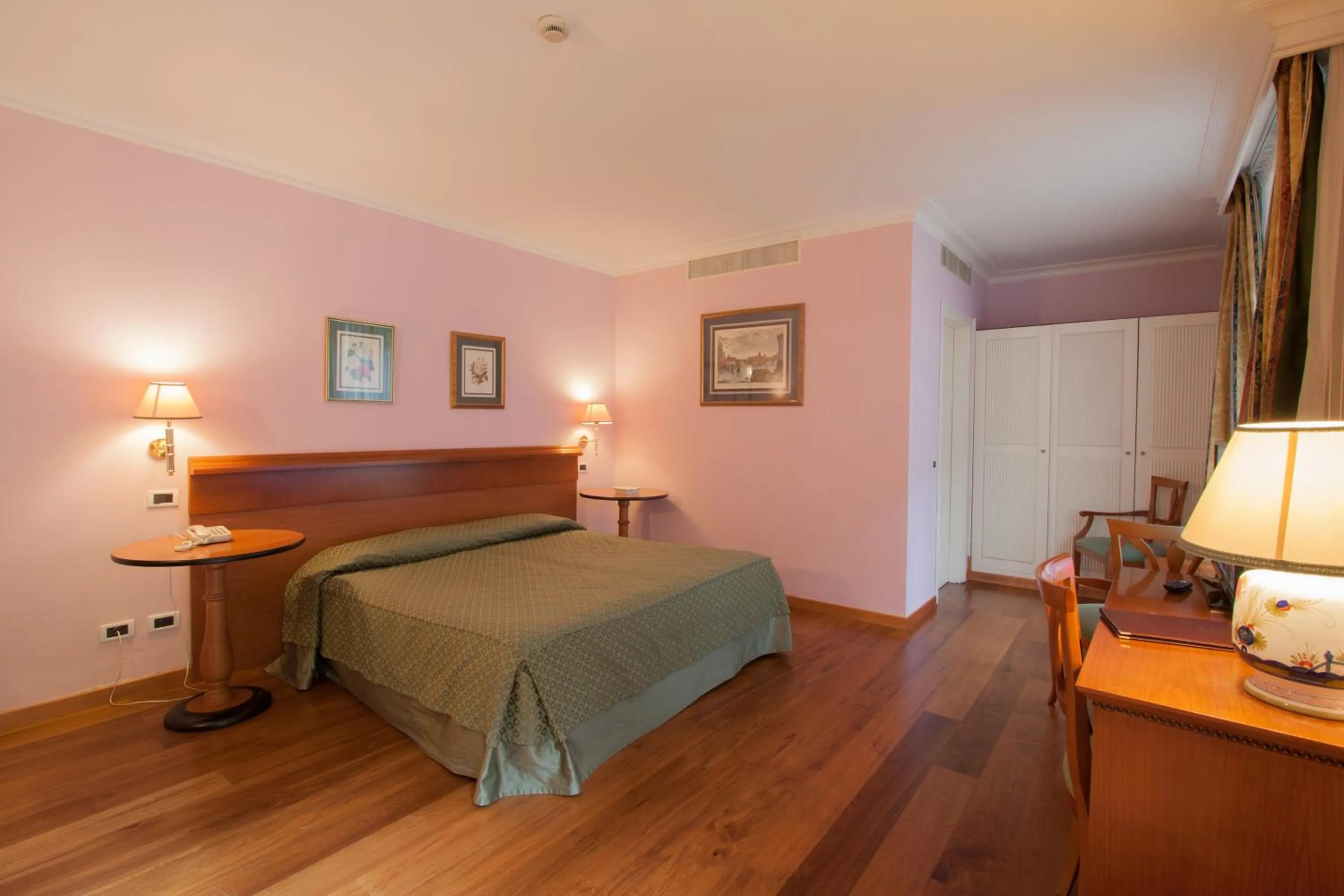 Bedroom, Bed in Ateneo Garden Palace