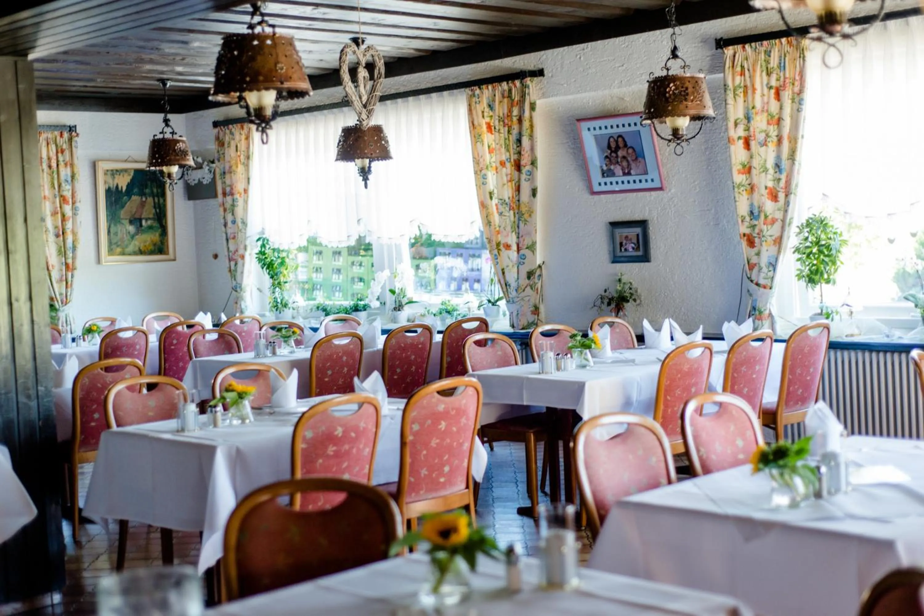 Restaurant/places to eat in Gasthaus Adler Fohrenbühl