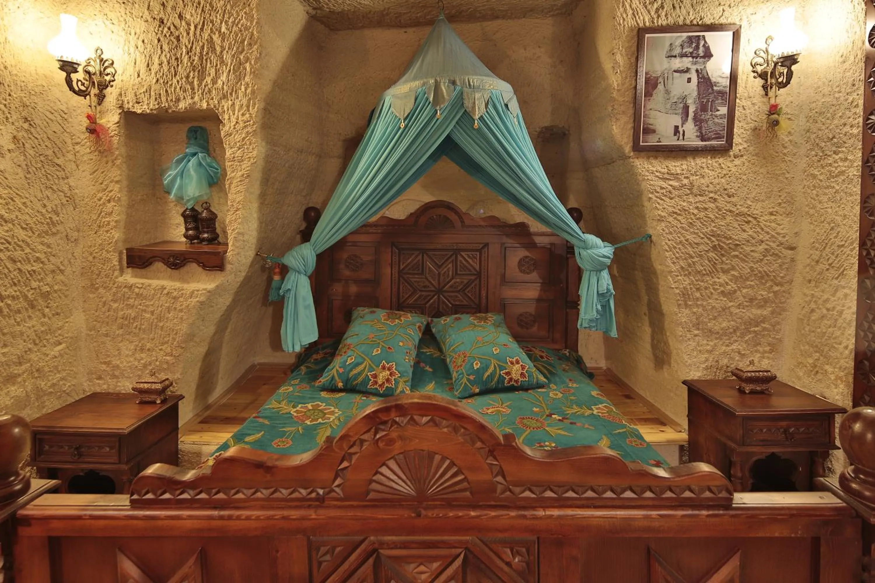 Other, Bed in Travel Inn Cave Hotel