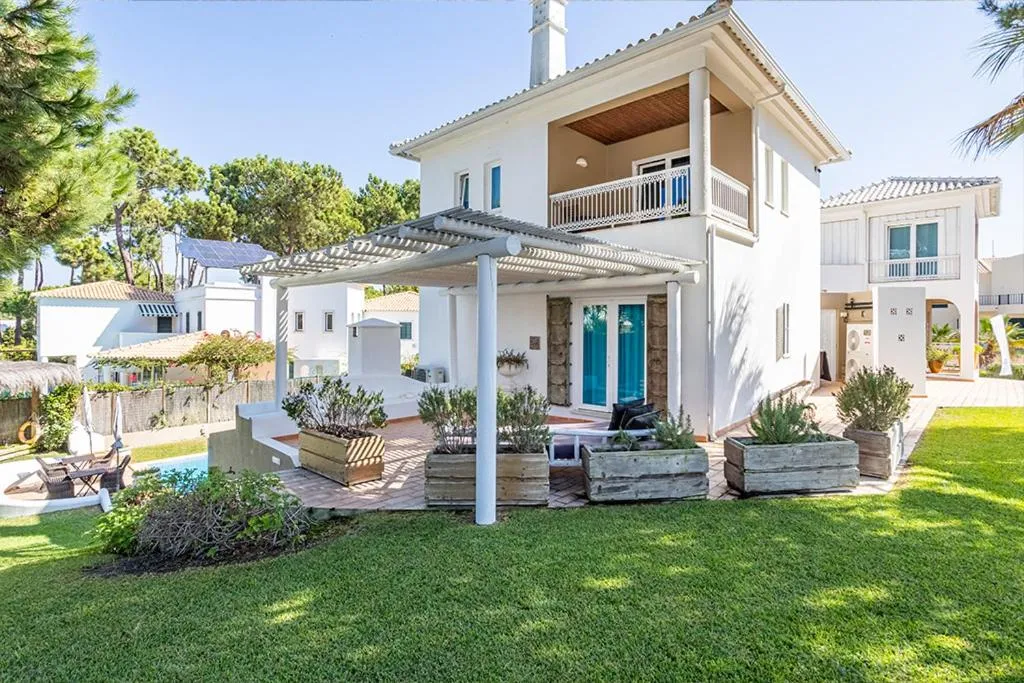 Property building in Kochab Comporta